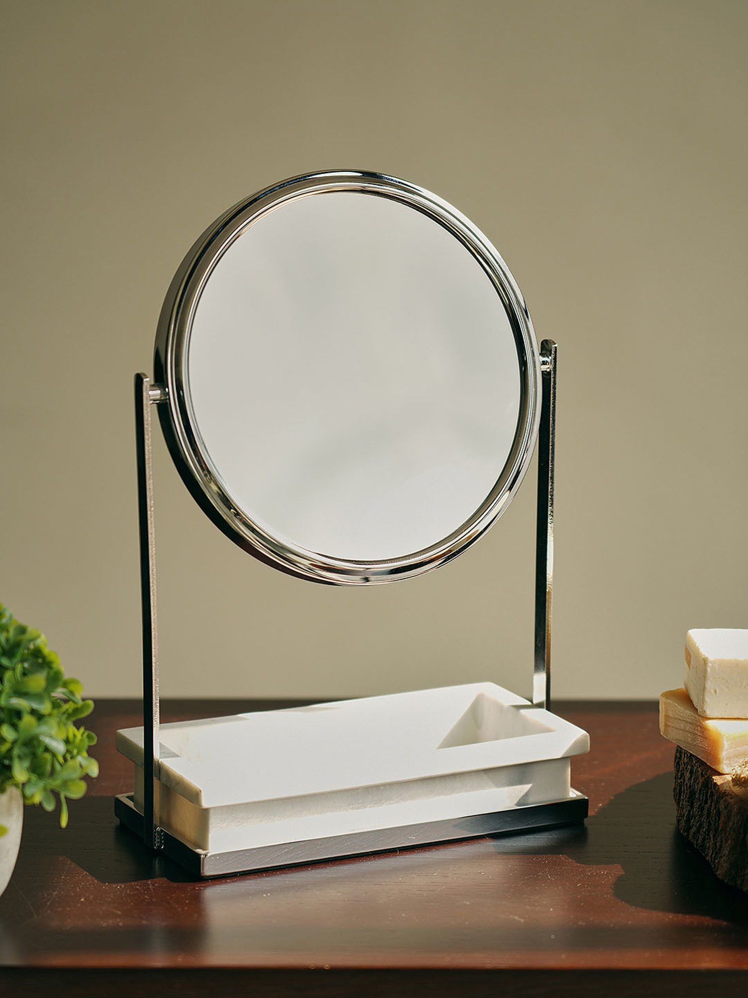 CHRONIKLE Pink Iron Sun Burst Designer Round Wall Mirror