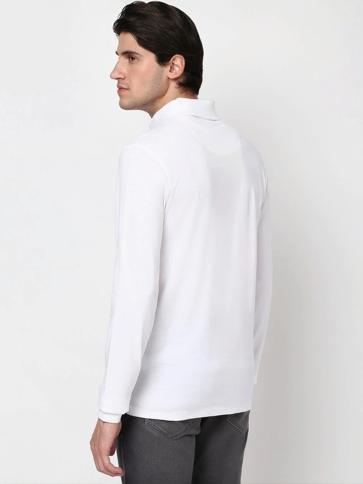 Peter England White Regular Fit T-Shirt