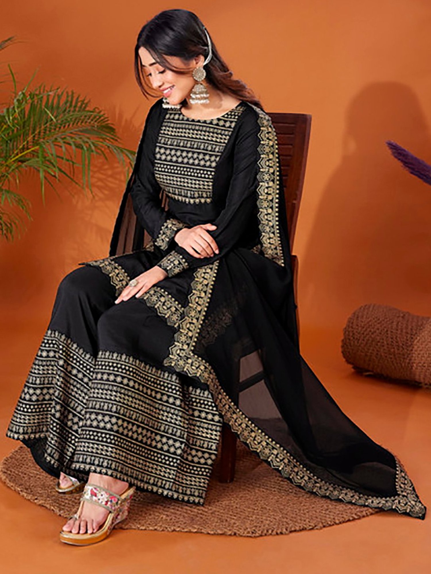 Skylee Black Printed Kurta With Palazzo & Dupatta