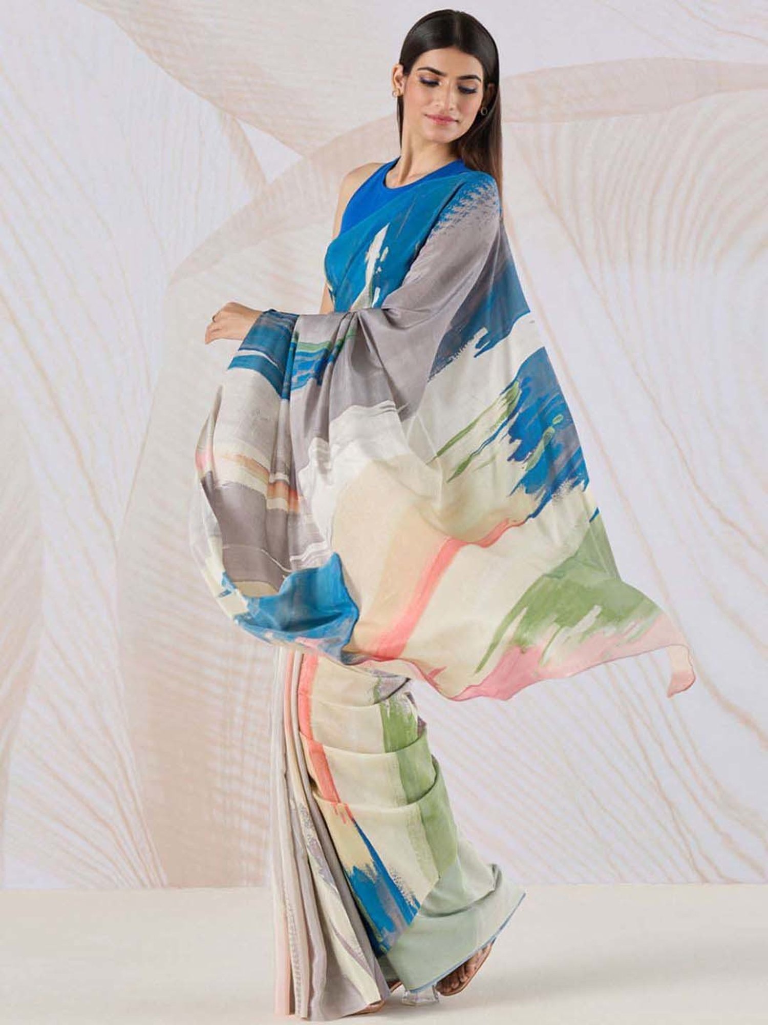 navyasa by liva Grey & Blue Printed Saree With Unstitched Blouse