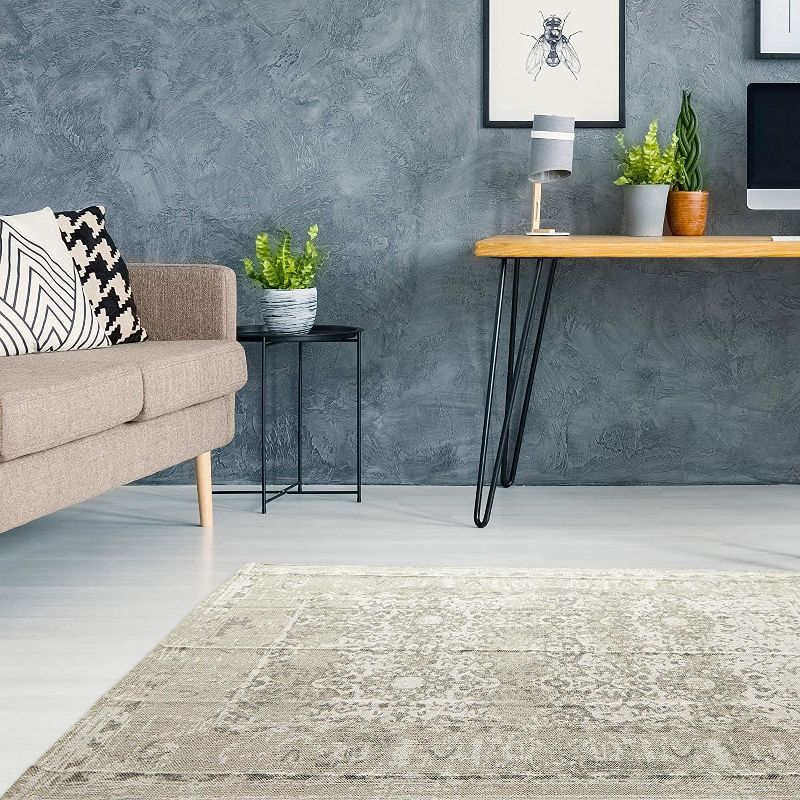 8'x10' Marble Area Rug Beige - Safavieh