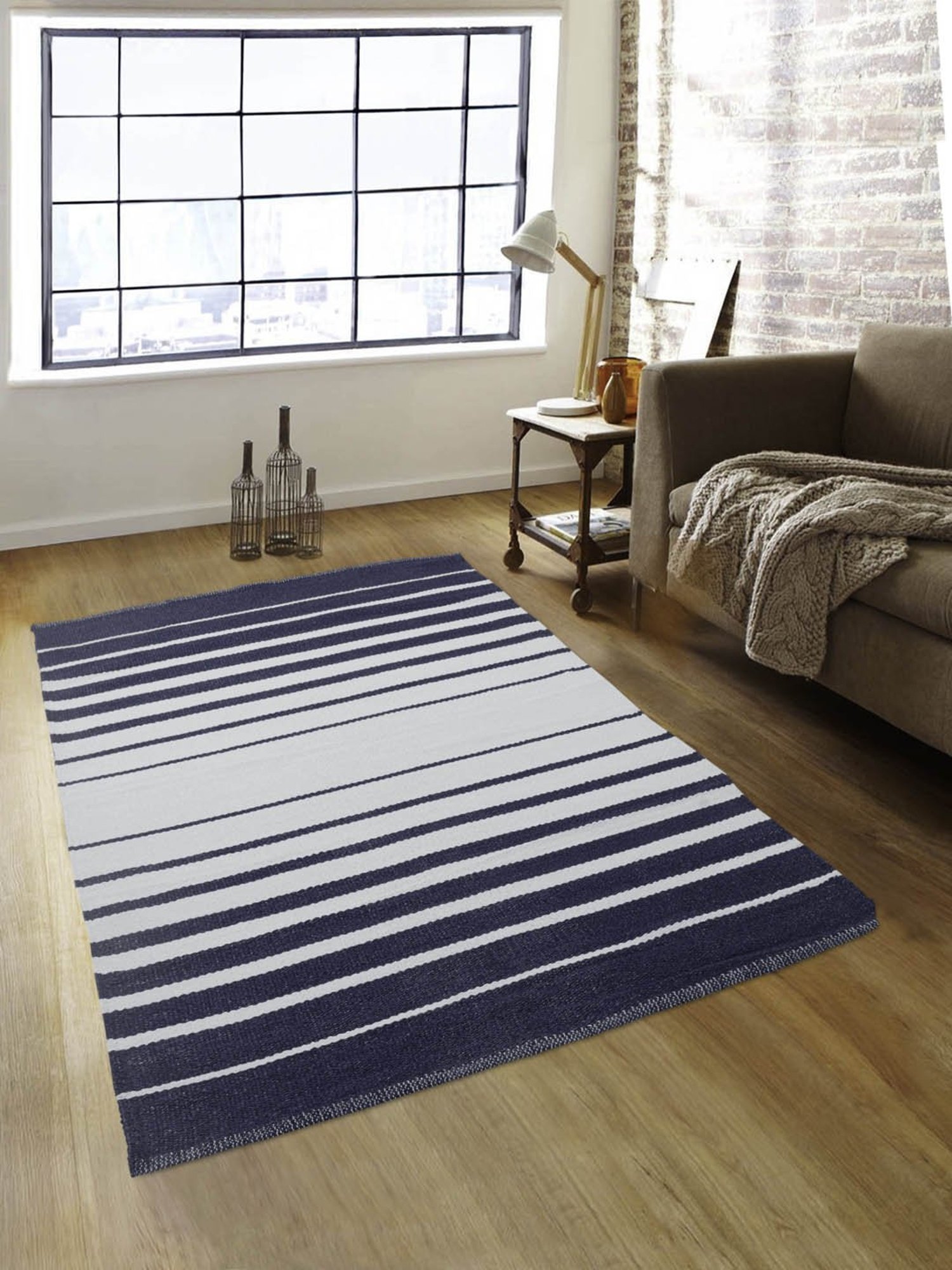 Romee Navy & White Rug - Set of 1