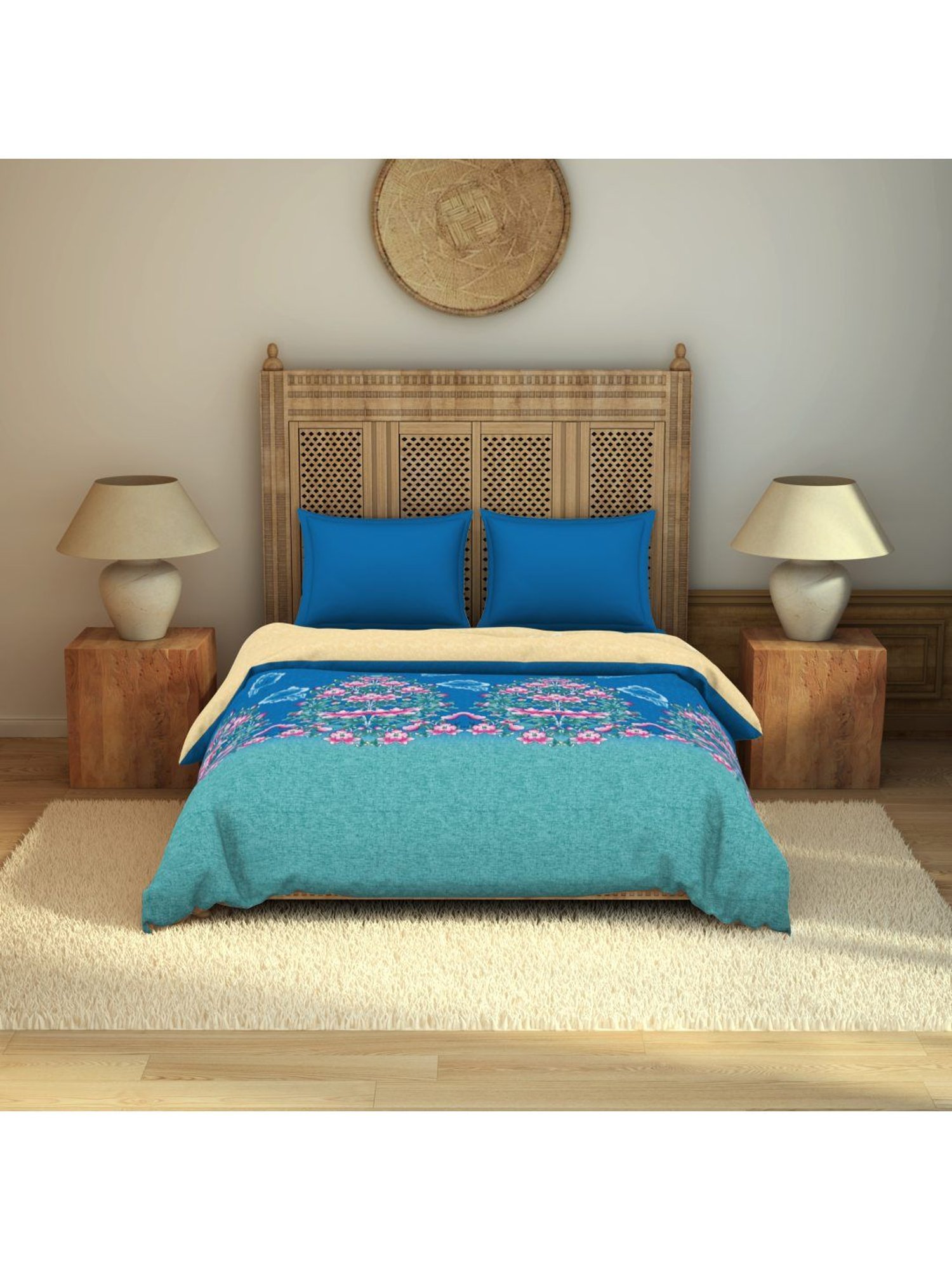 Welspun Bliss Light Silver & Blue Microfibre 120 GSM Shell Double Bed Quilt