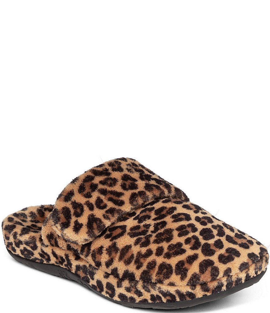 Aetrex Mandy Leopard Print Closed Toe Slippers