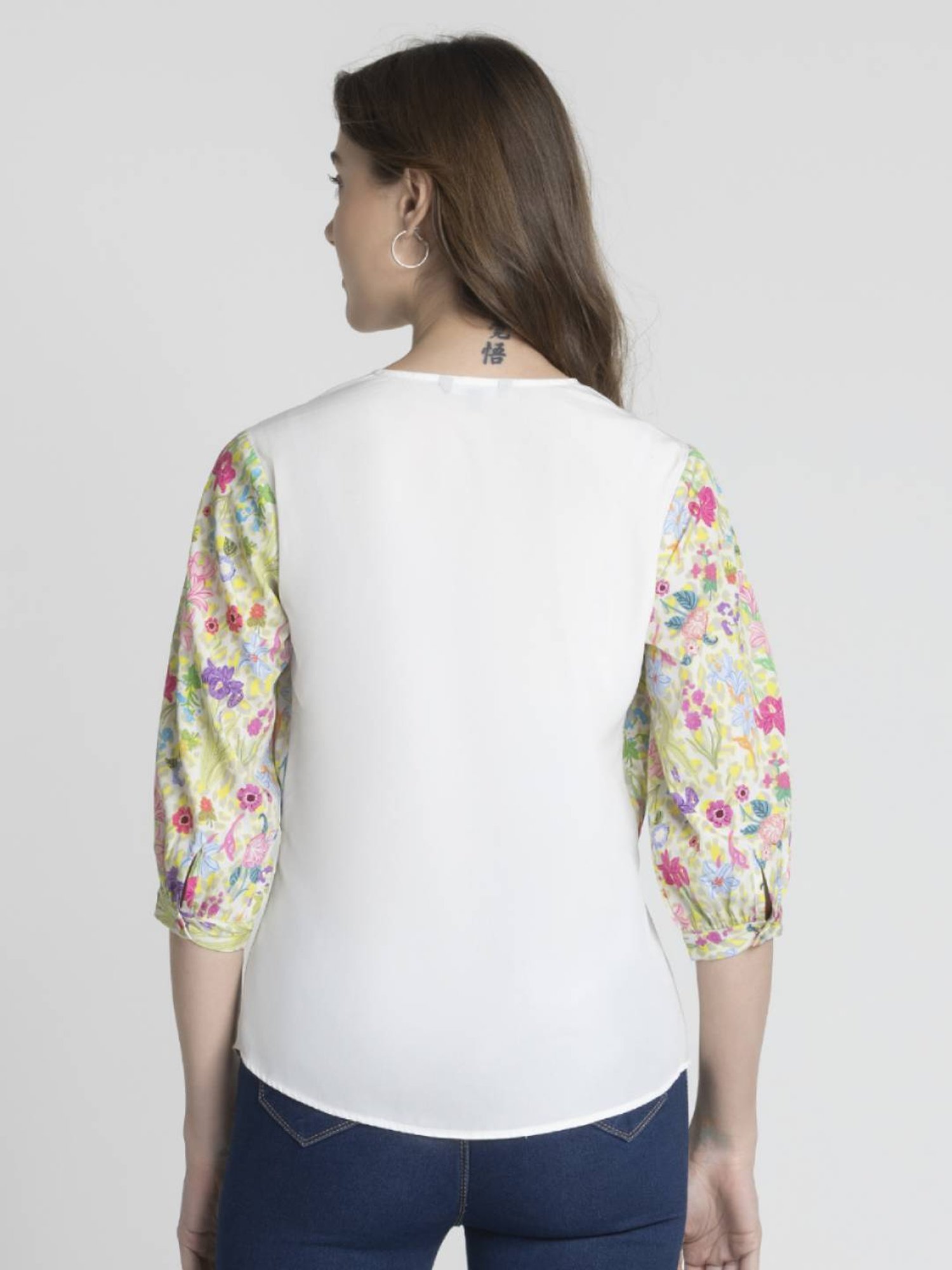 SHAYE White & Green Floral Print Top