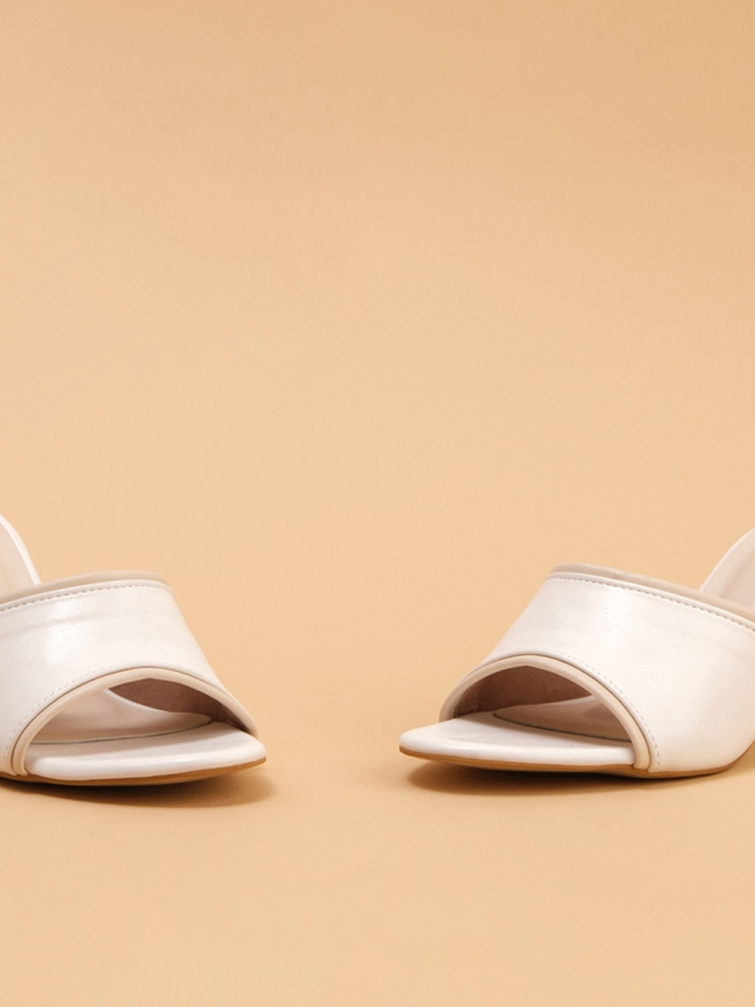 Eridani Women's Dela Off White Stilettos