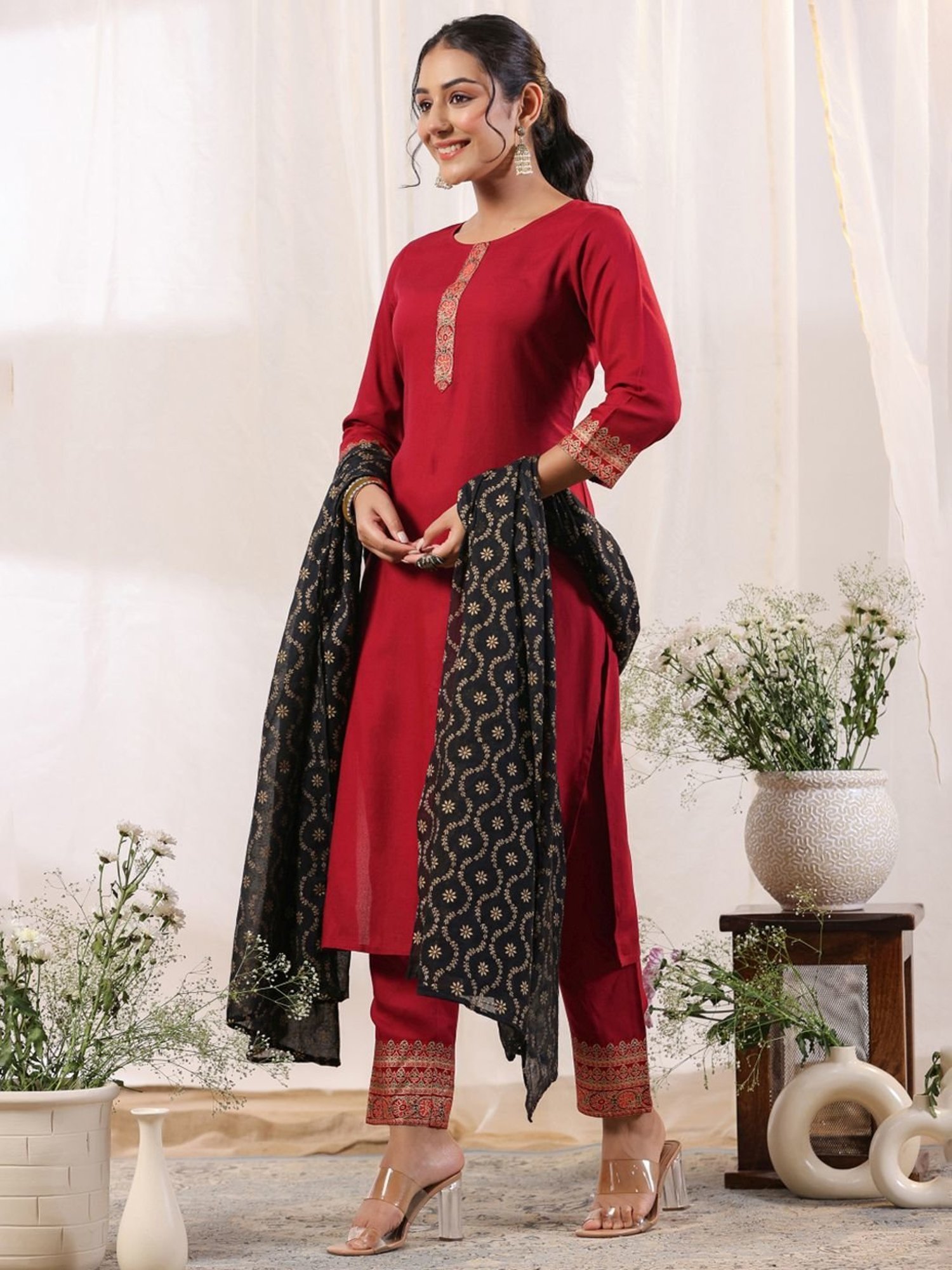 Anubhutee Maroon & Black Printed Kurta Pant Set With Dupatta