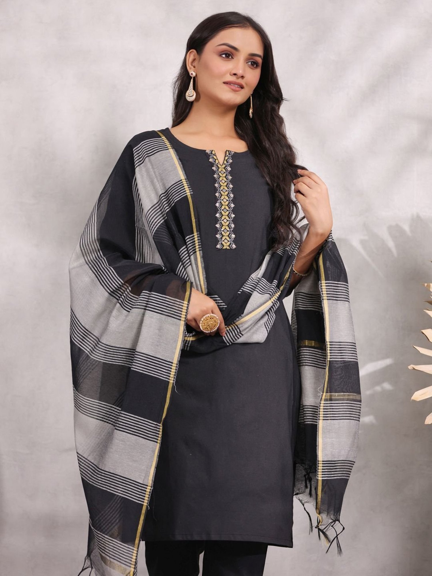 Anubhutee Black Cotton Kurti Pant Set With Dupatta