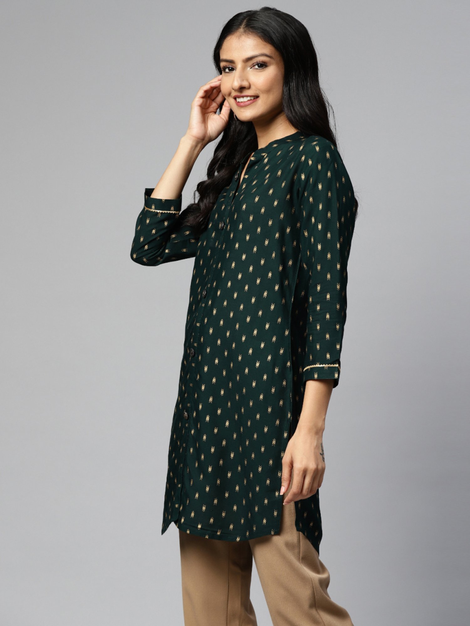 HIGHLIGHT FASHION EXPORT Green Printed Straight Kurti