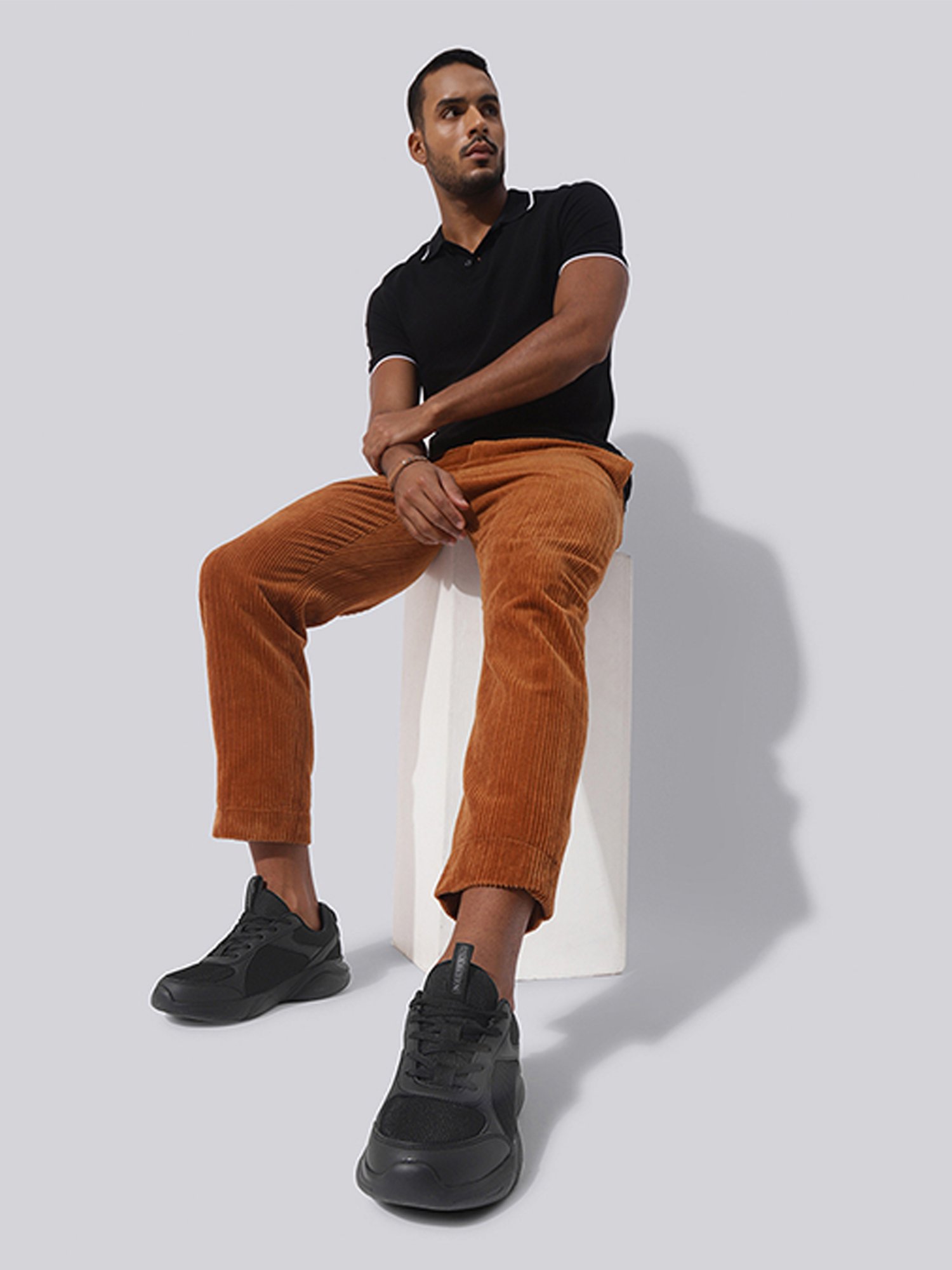 Neemans Men's Jet Black Running Shoes