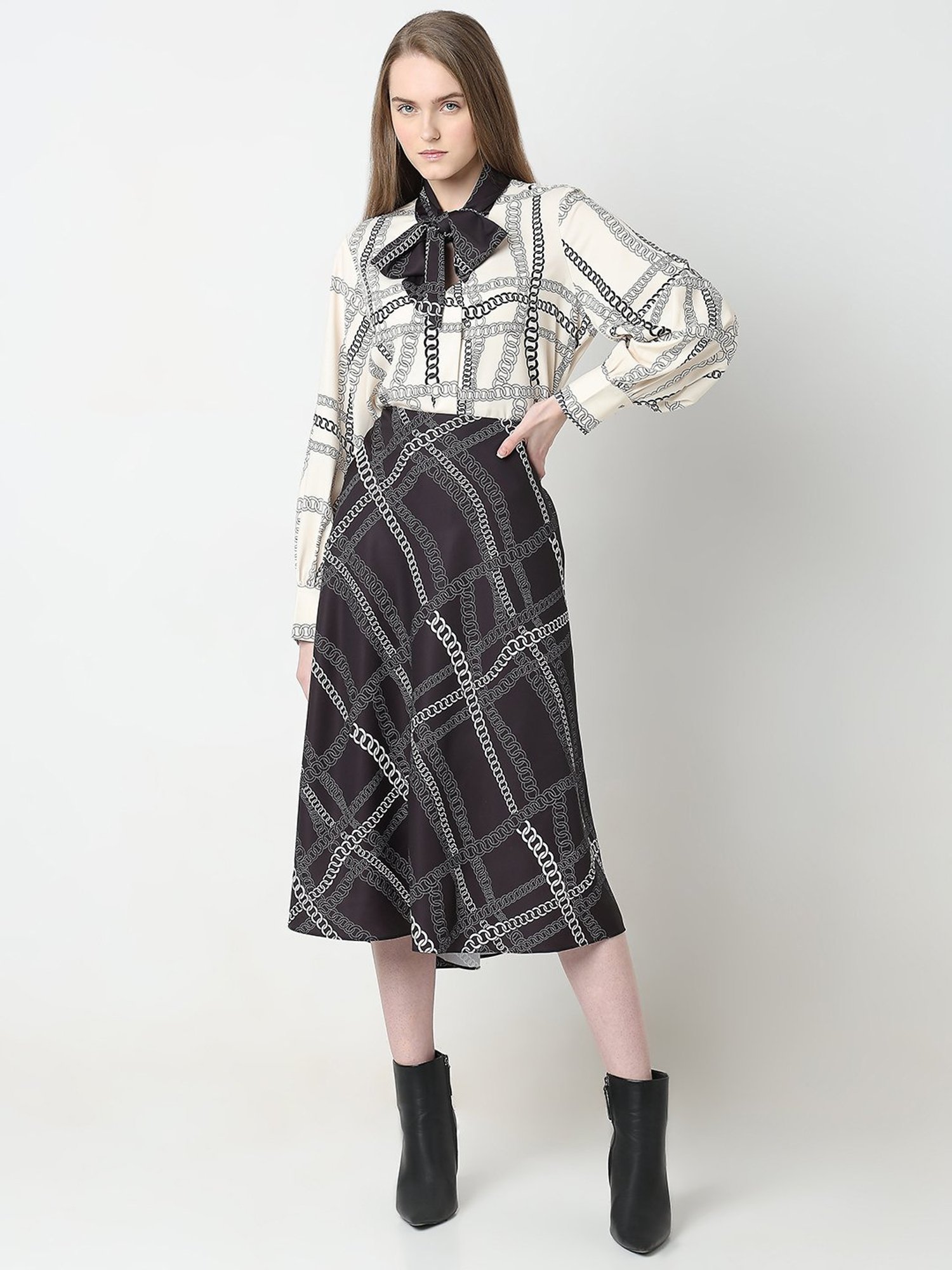 Vero Moda Jet Black Printed A-Line Midi Skirt