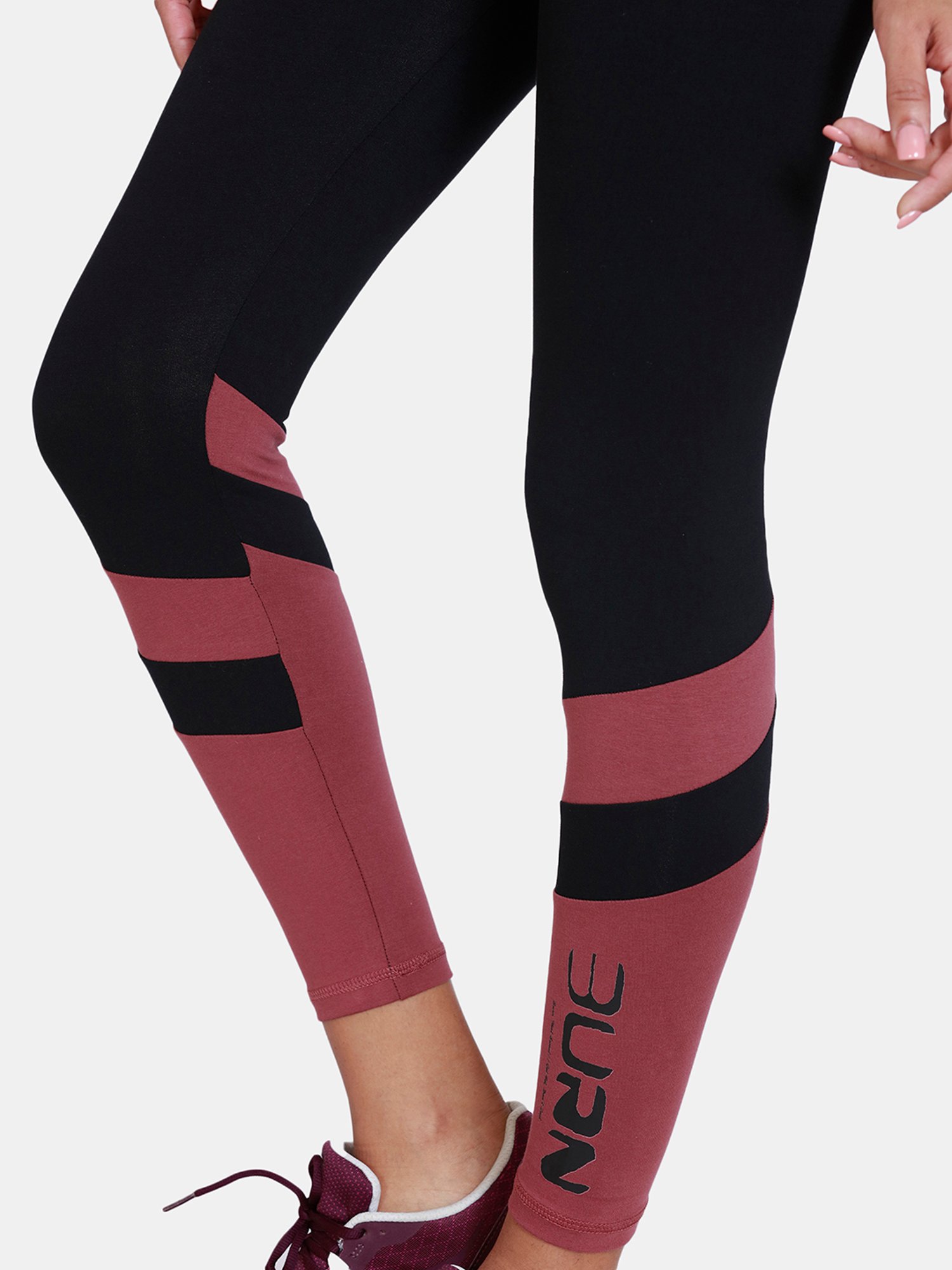 Zelocity by Zivame Black Tights