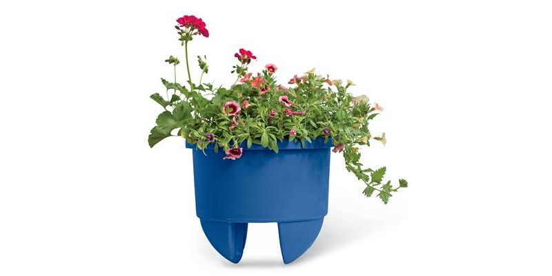 HC Companies heavy duty 24-Inch Width Deck Rail Box Planter, White w/ plugs