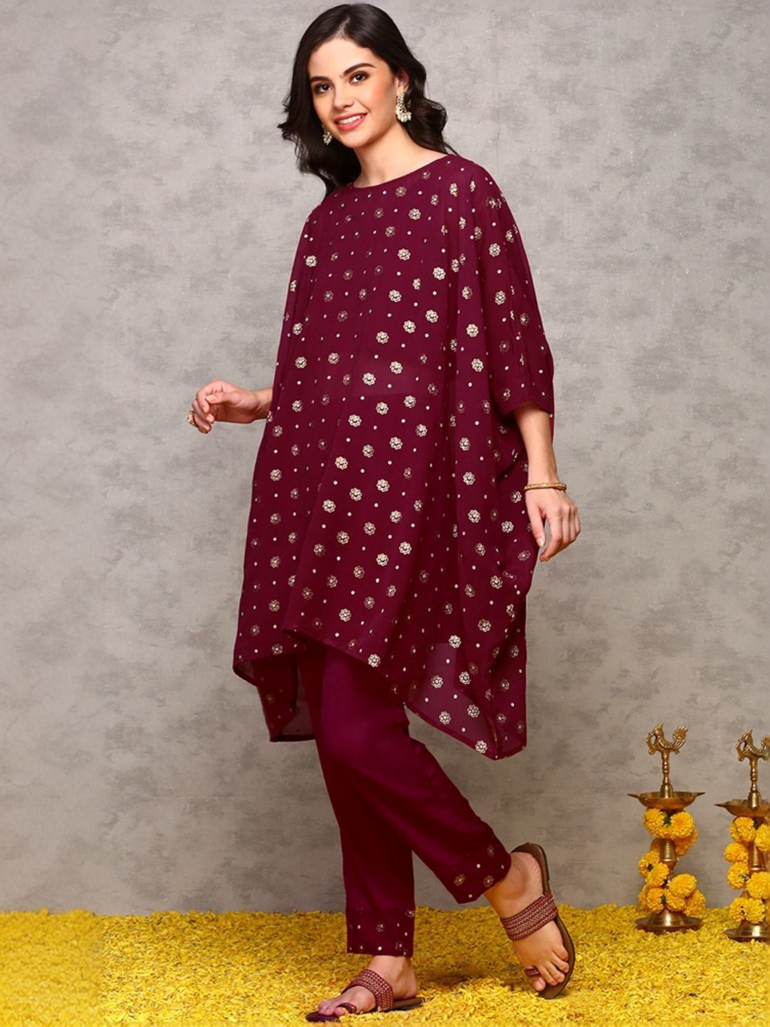 Ishin Pink Printed Kurti & Pants Set