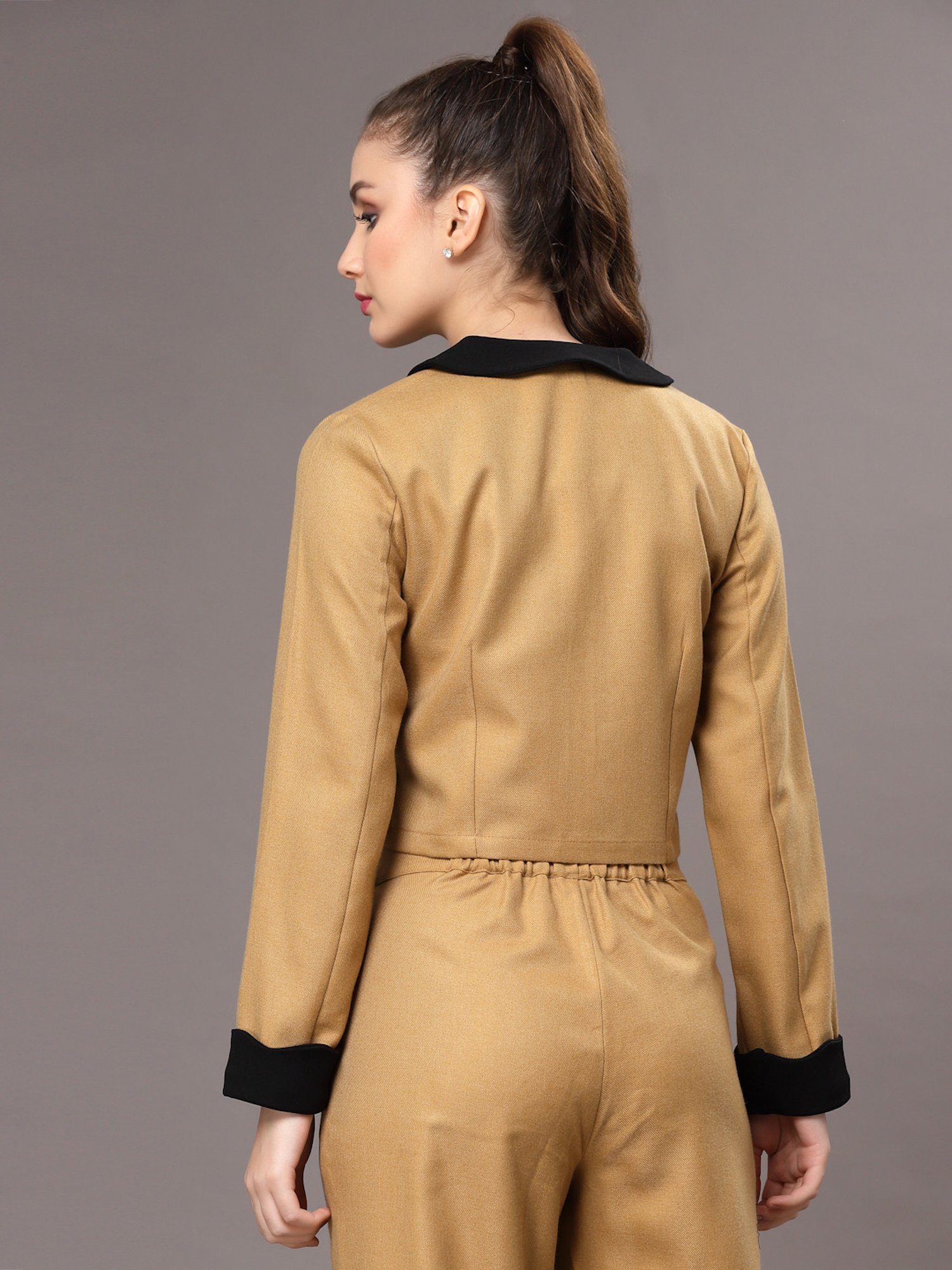 KASSUALLY Mustard Relaxed Fit Crop Shirt