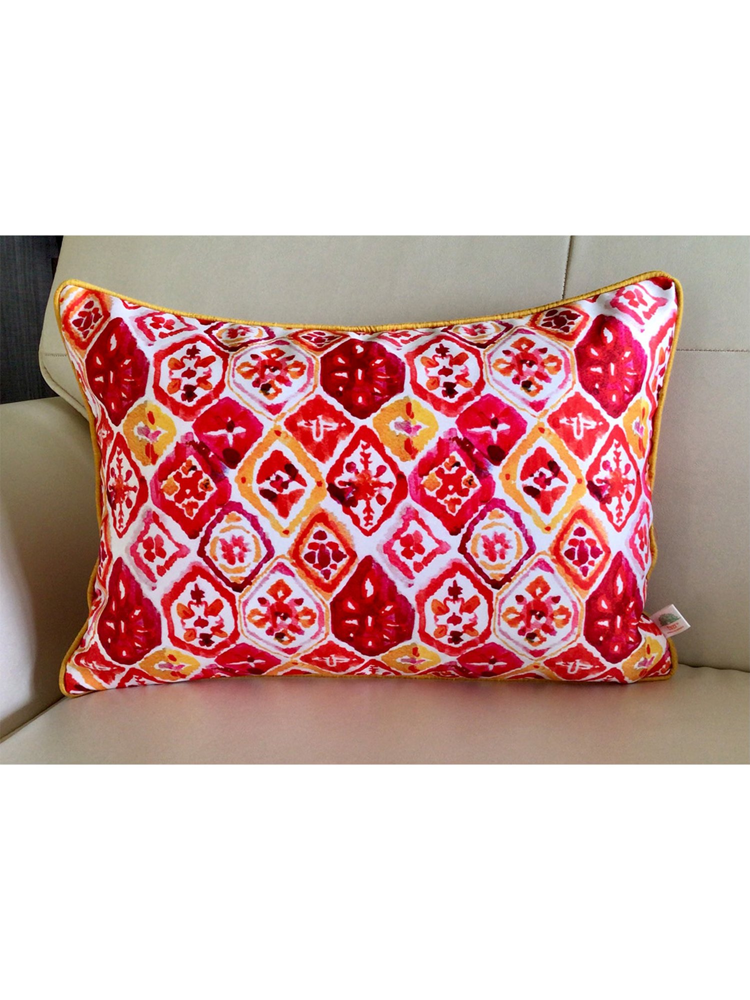 TARA Sparkling Homes Watercolors Pink Polycotton Printed Cushion Cover