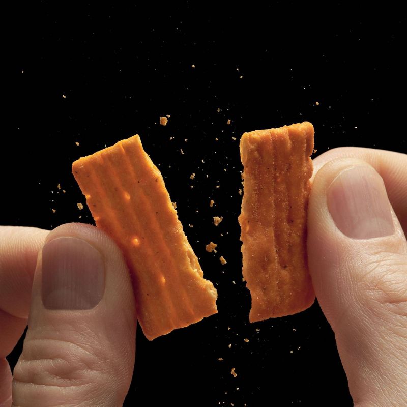 Cheez-It Zesty Cheddar Ranch Grooves Crispy Cracker Chips - 9oz