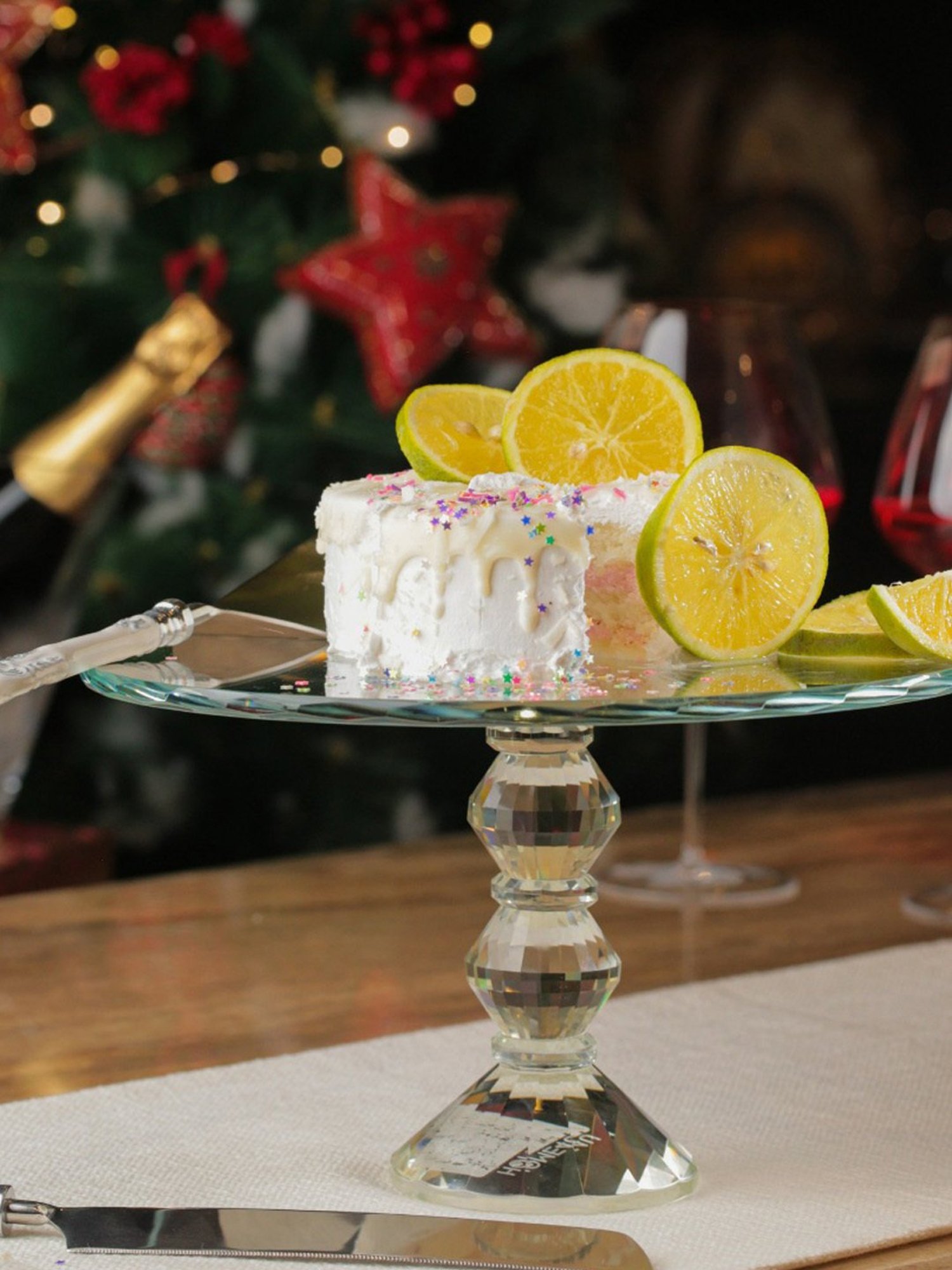 2ct Tiered Tray White - Bullseye's Playground™