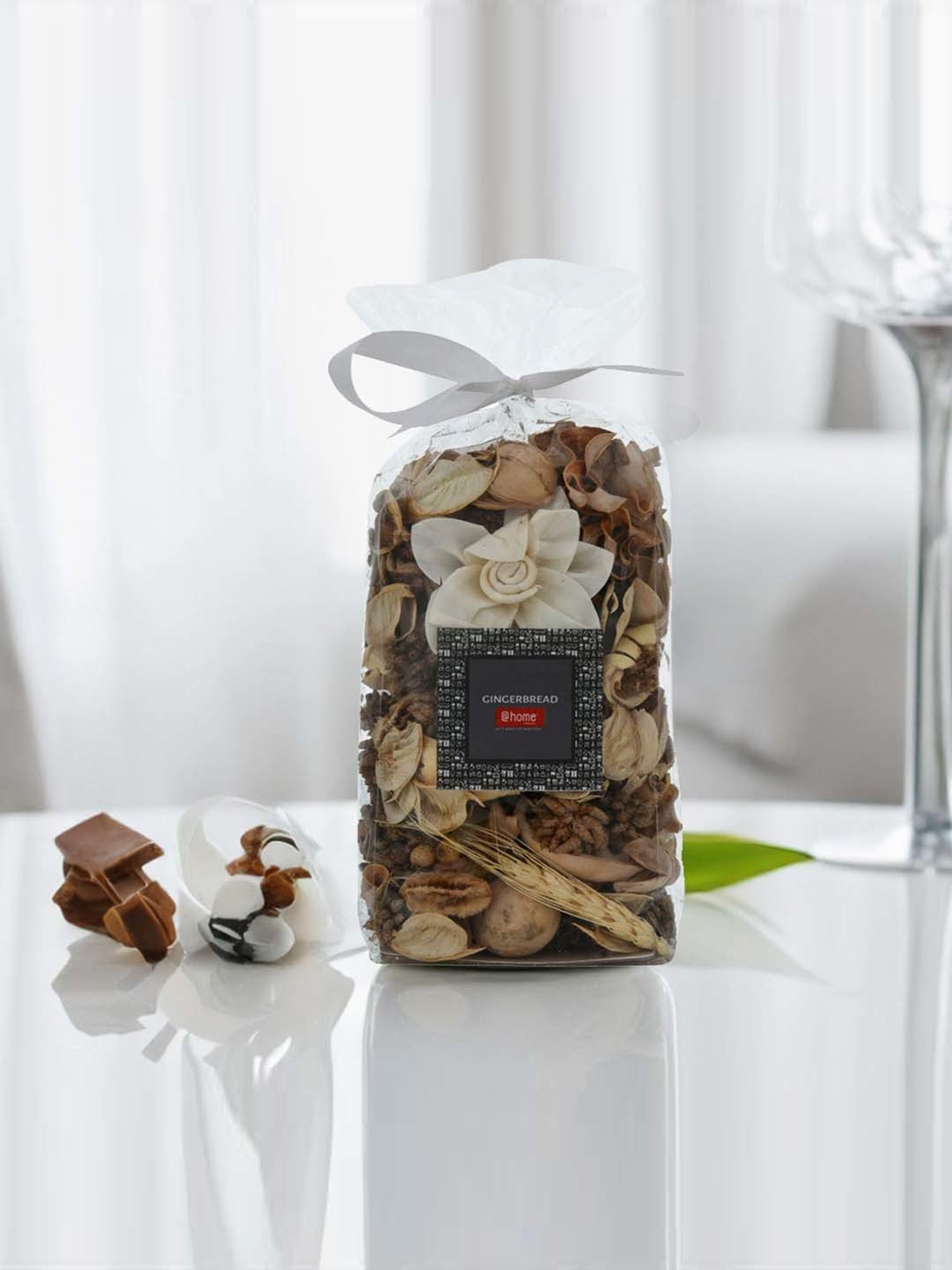 @home Beige Ginger Bread Fragrance Dried Flowers and Leaves Potpourri Pouch