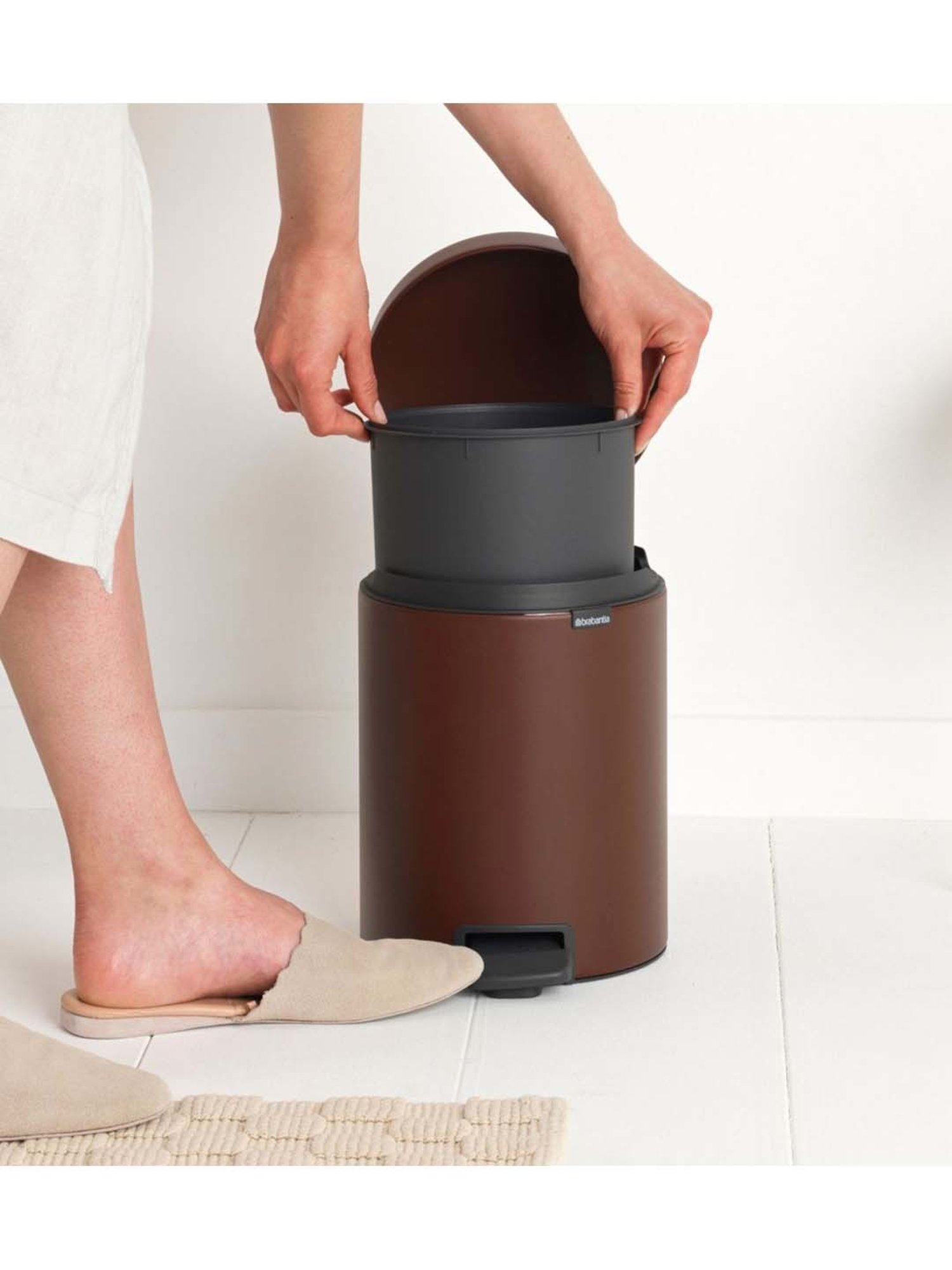 BRABANTIA NewIcon Brown Plastic Pedal Bin (5 L)