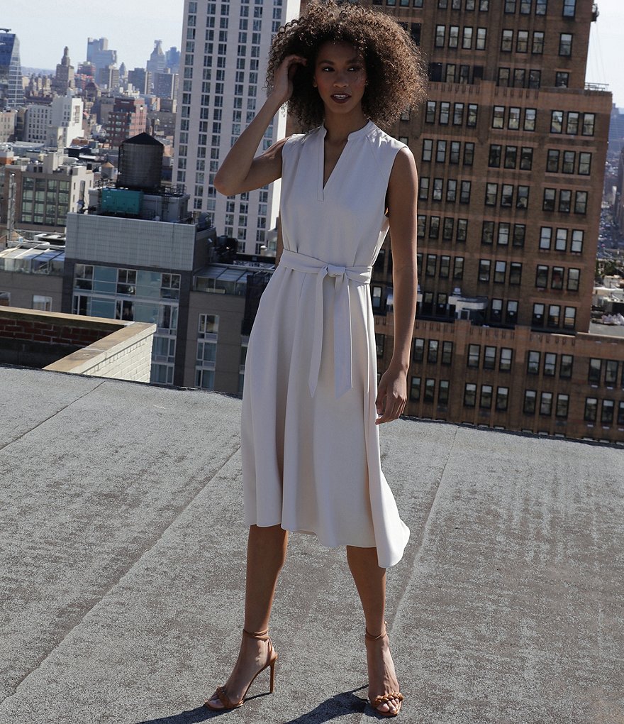 Maggy London Petite Size V-Neck Sleeveless Midi Fit & Flare Dress