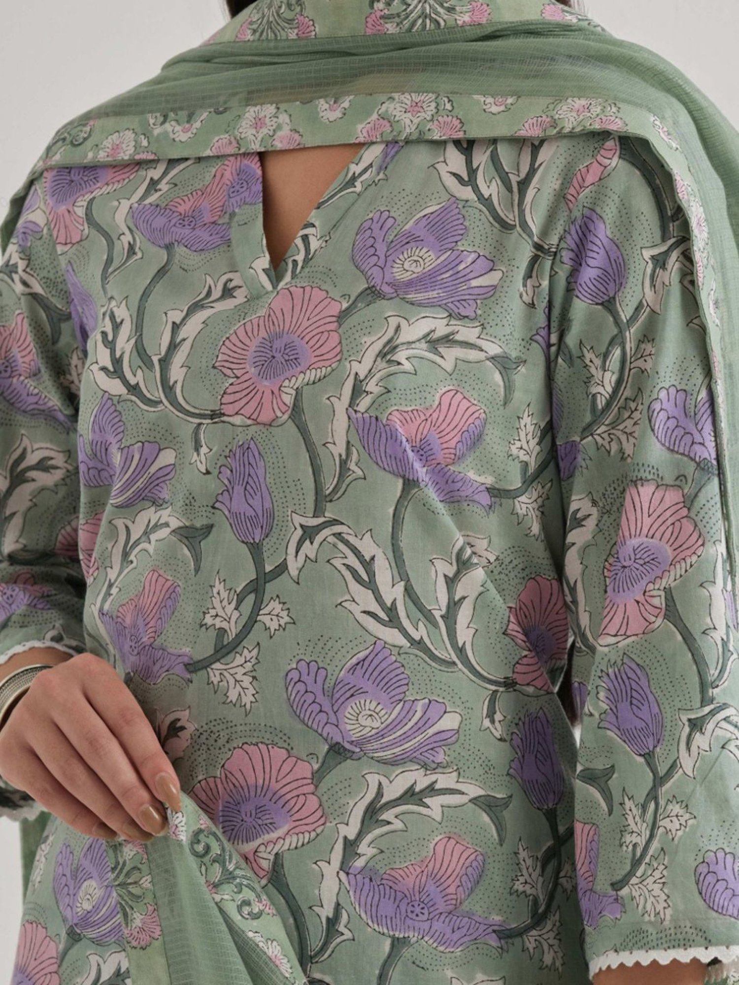 Priya Chaudhary Green Varsha Cotton Printed Kurta