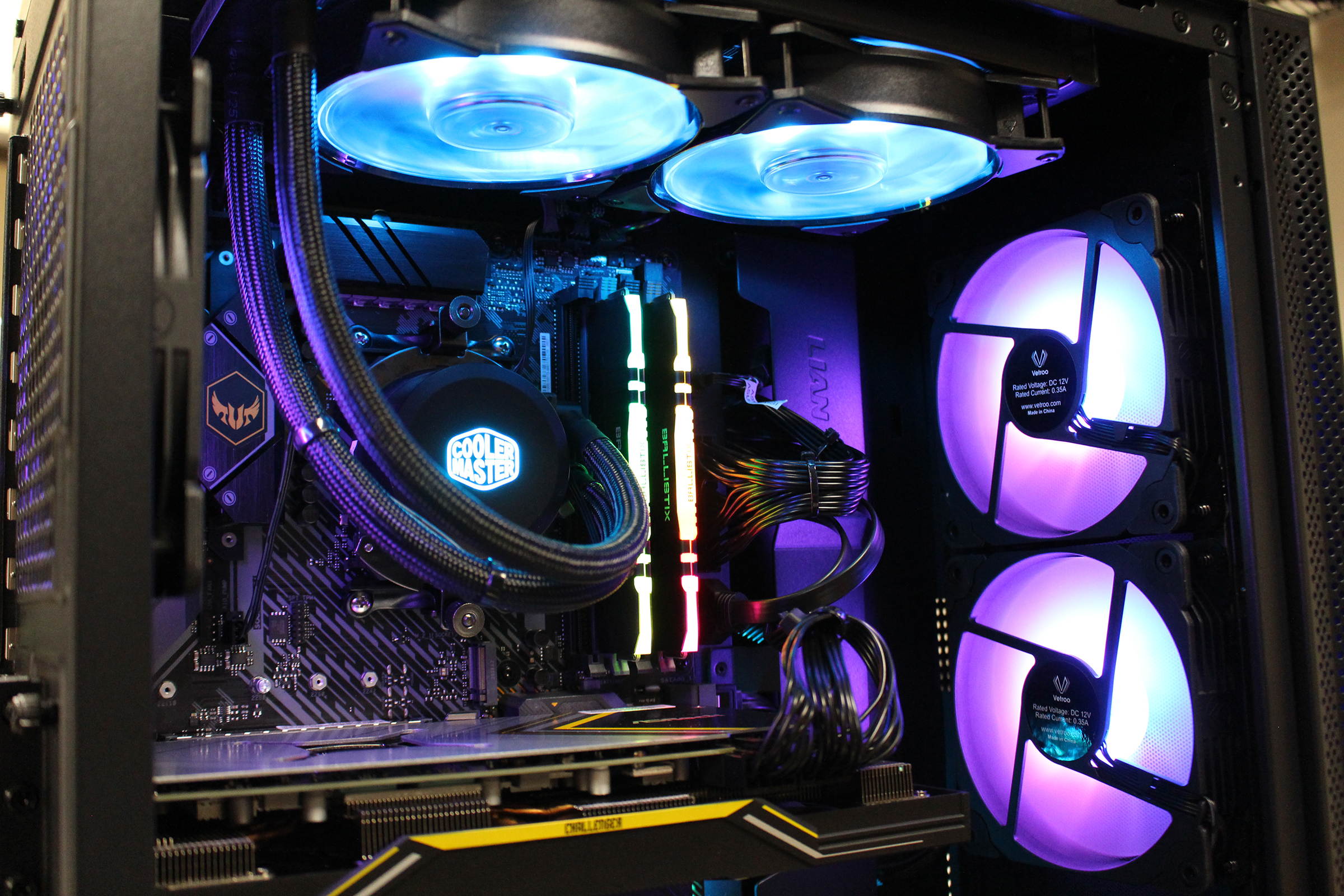 PRC Born2Game Special Edition Gaming Desktop PC AMD Ryzen 9 3900X 12-Core 3.8GHz 32GB DDR4-3200 RAM AMD Radeon RX 5700 XT 8GB GDDR6 WiFi 2TB NVMe SSD Windows 10 Pro