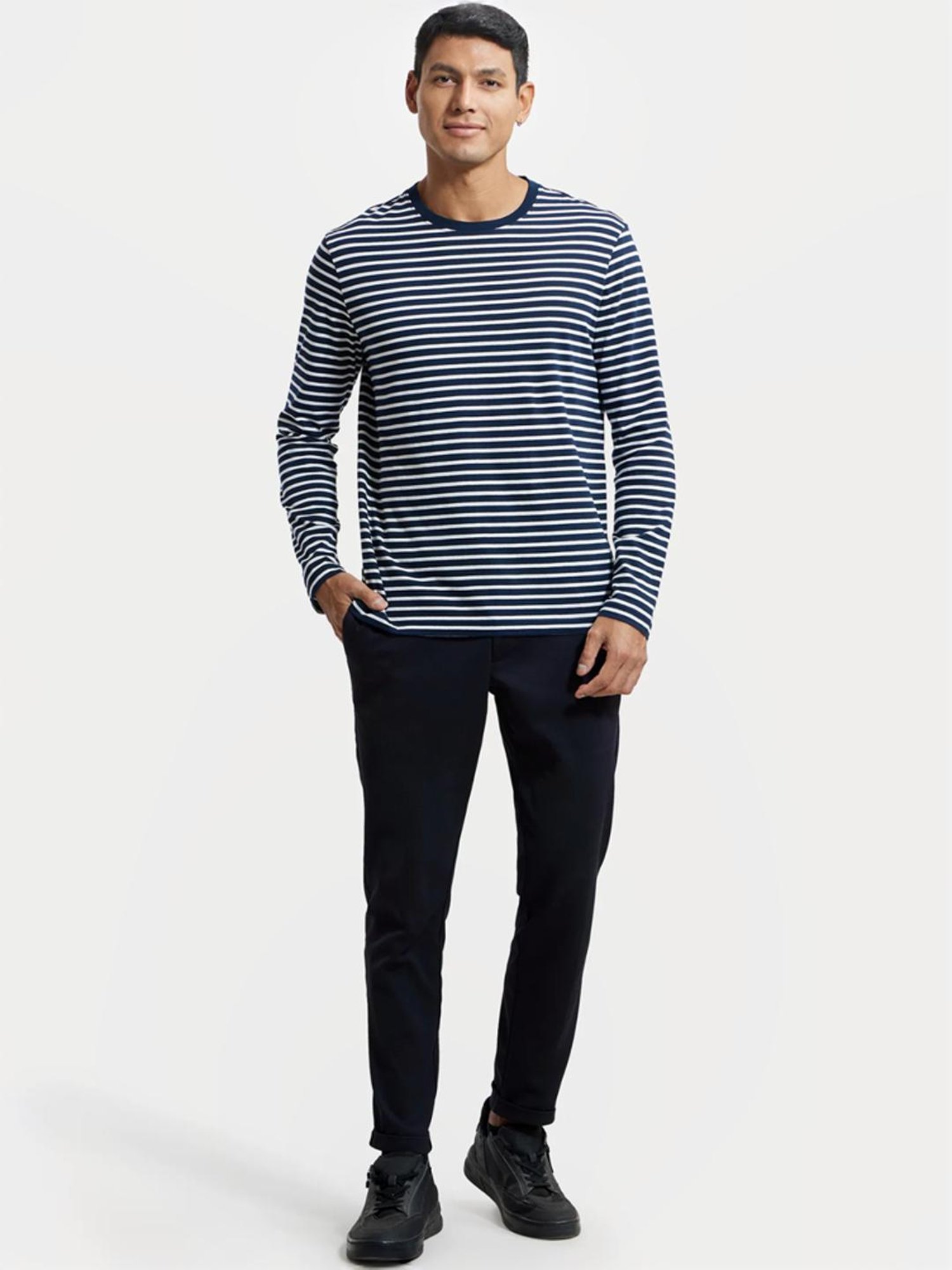 Jockey AM01 Men's Super Combed Cotton Rich Striped Round Neck Full Sleeve T-Shirt