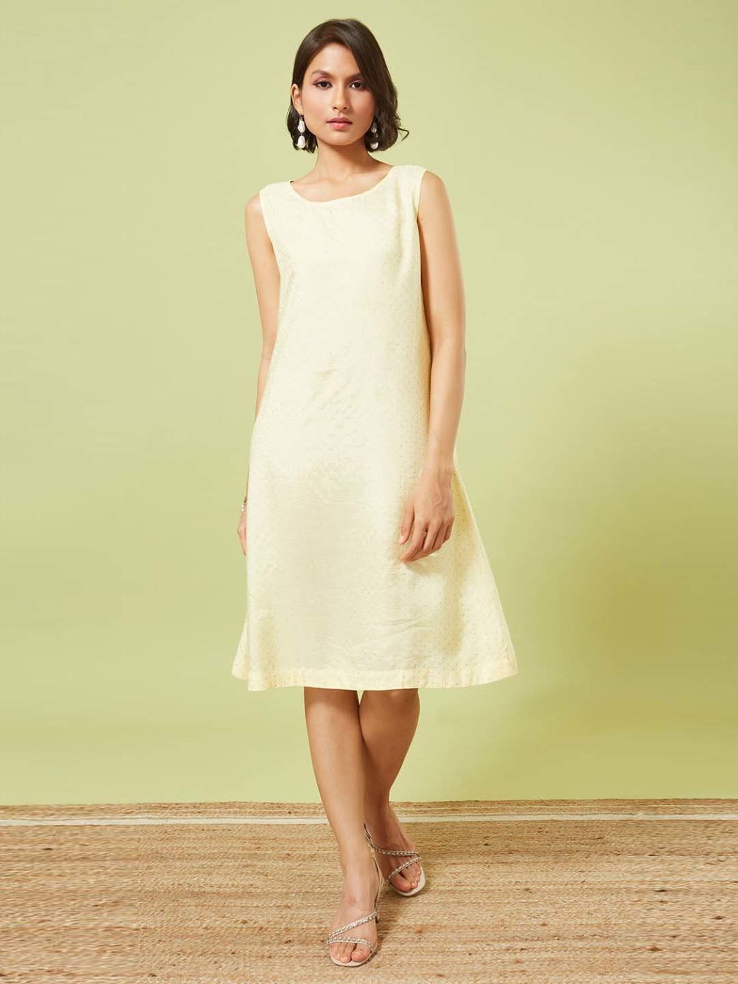 Marigold Lane White Floral Print Shrug