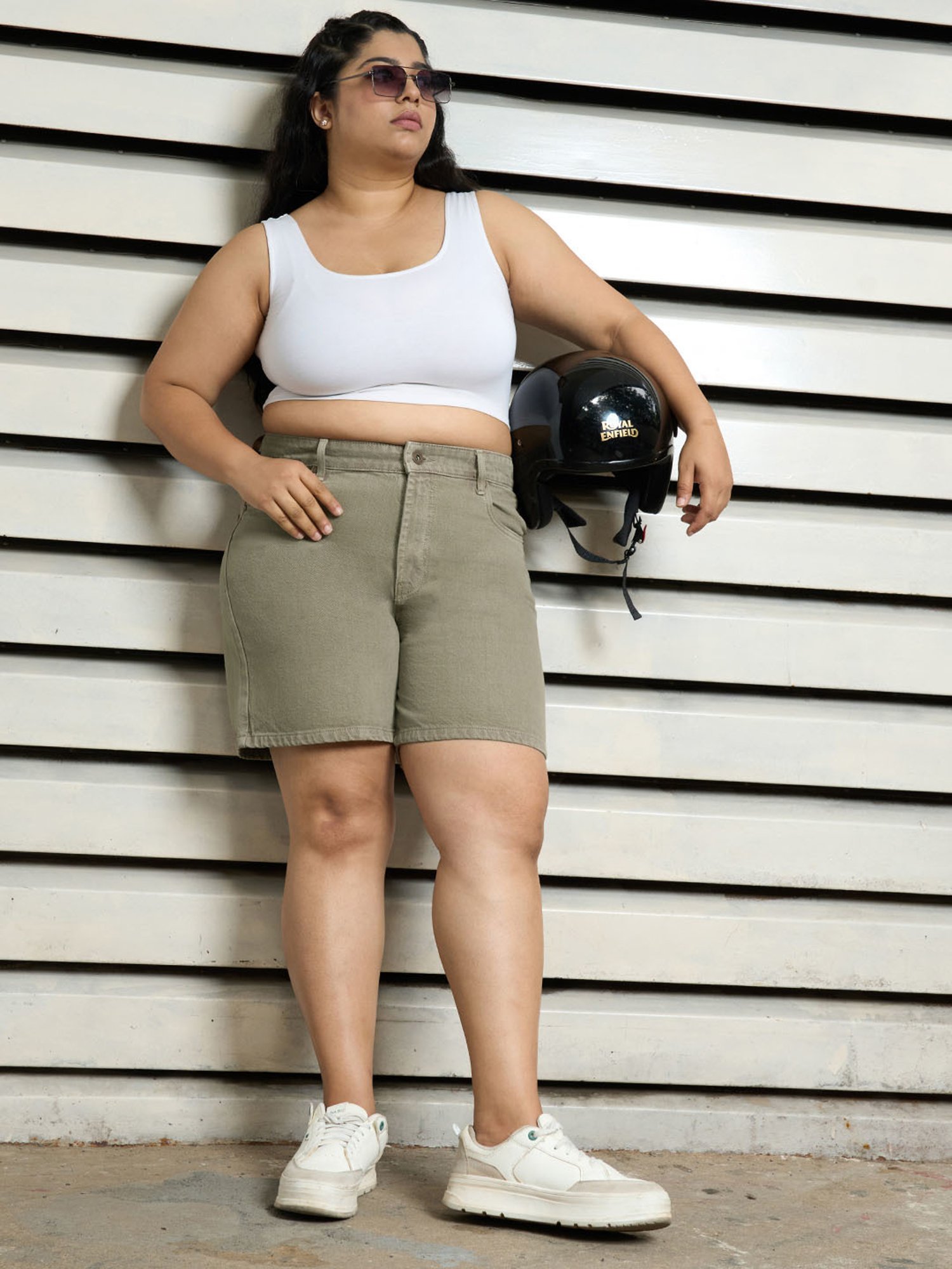 High Star Green Relaxed Fit High Rise Shorts