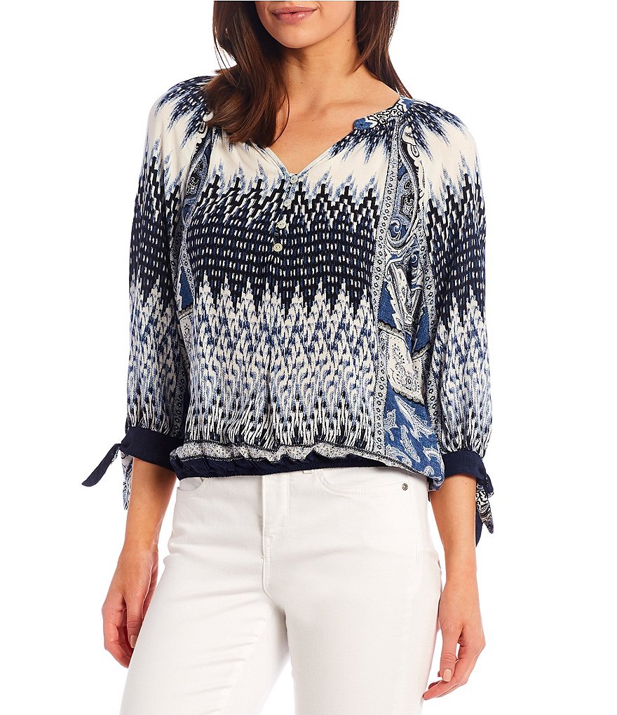 Figueroa & Flower Petite Size Lita Mixed Border Print Band Split V-Neck 3/4 Tie Sleeve Bubble Hem Top
