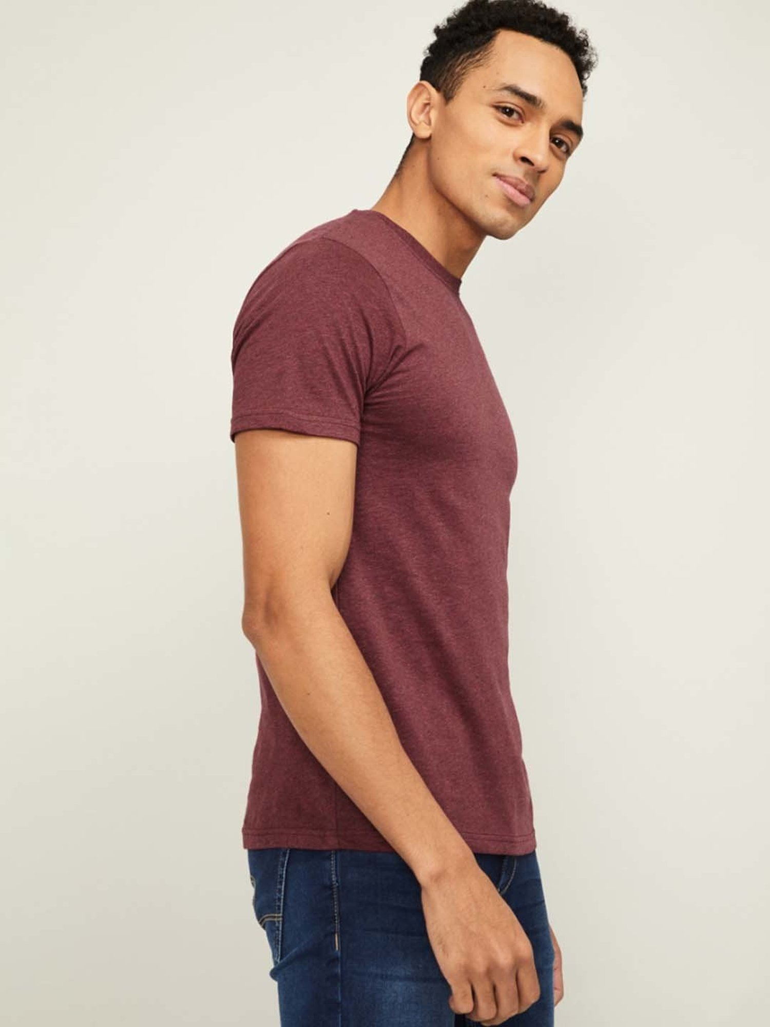 BOSSINI Maroon Cotton Regular Fit T-Shirt
