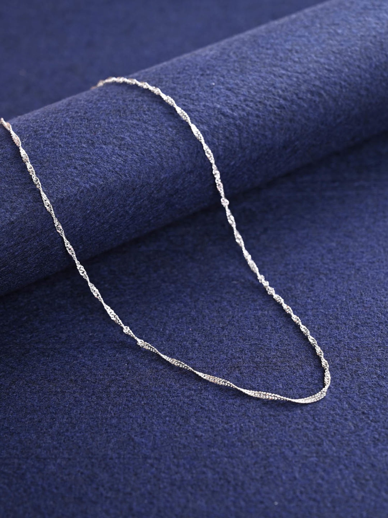 Clara 925 Sterling Silver Twisted Chain Necklace in 18-inches for Women & Girls