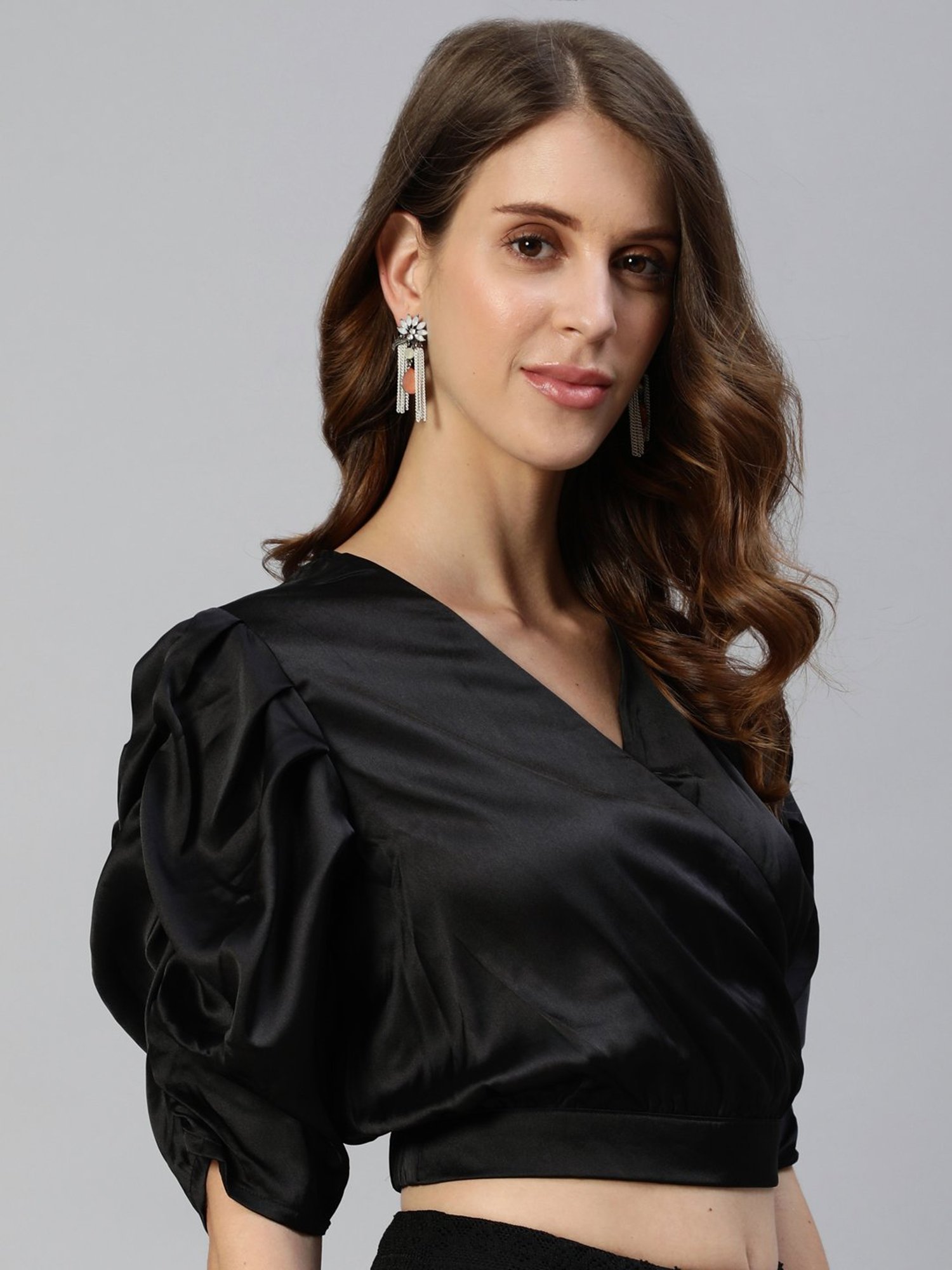 Ishin Women's Black Solid Wrap Crop Top