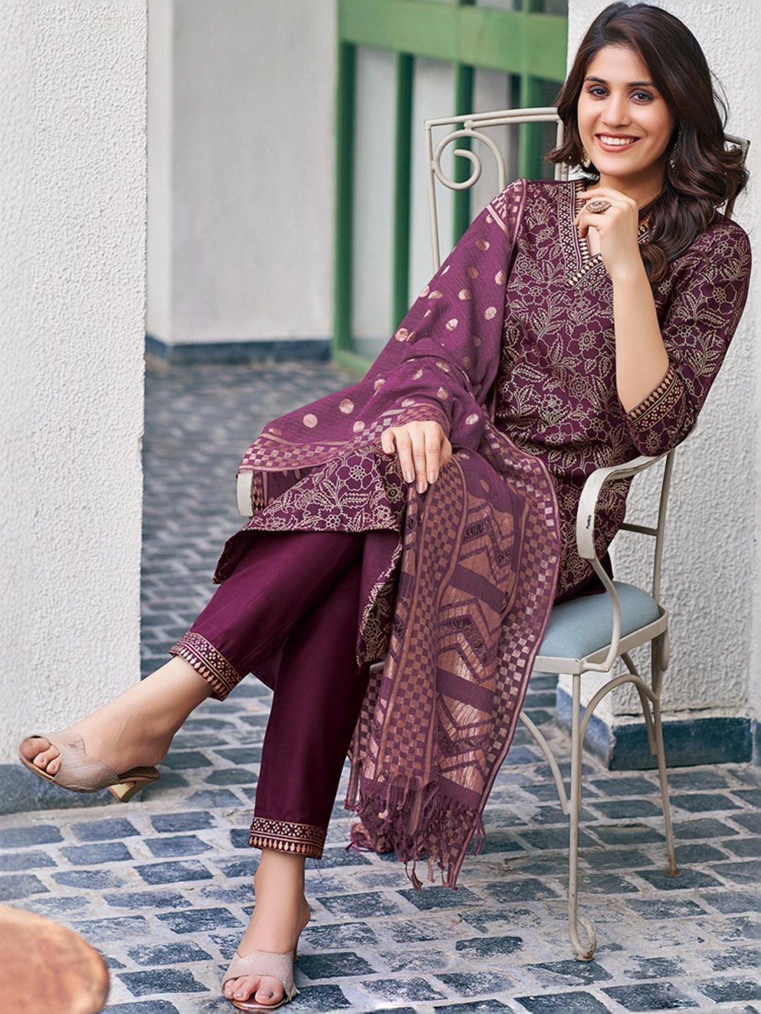 Skylee Purple Printed Kurta Pant Set With Dupatta