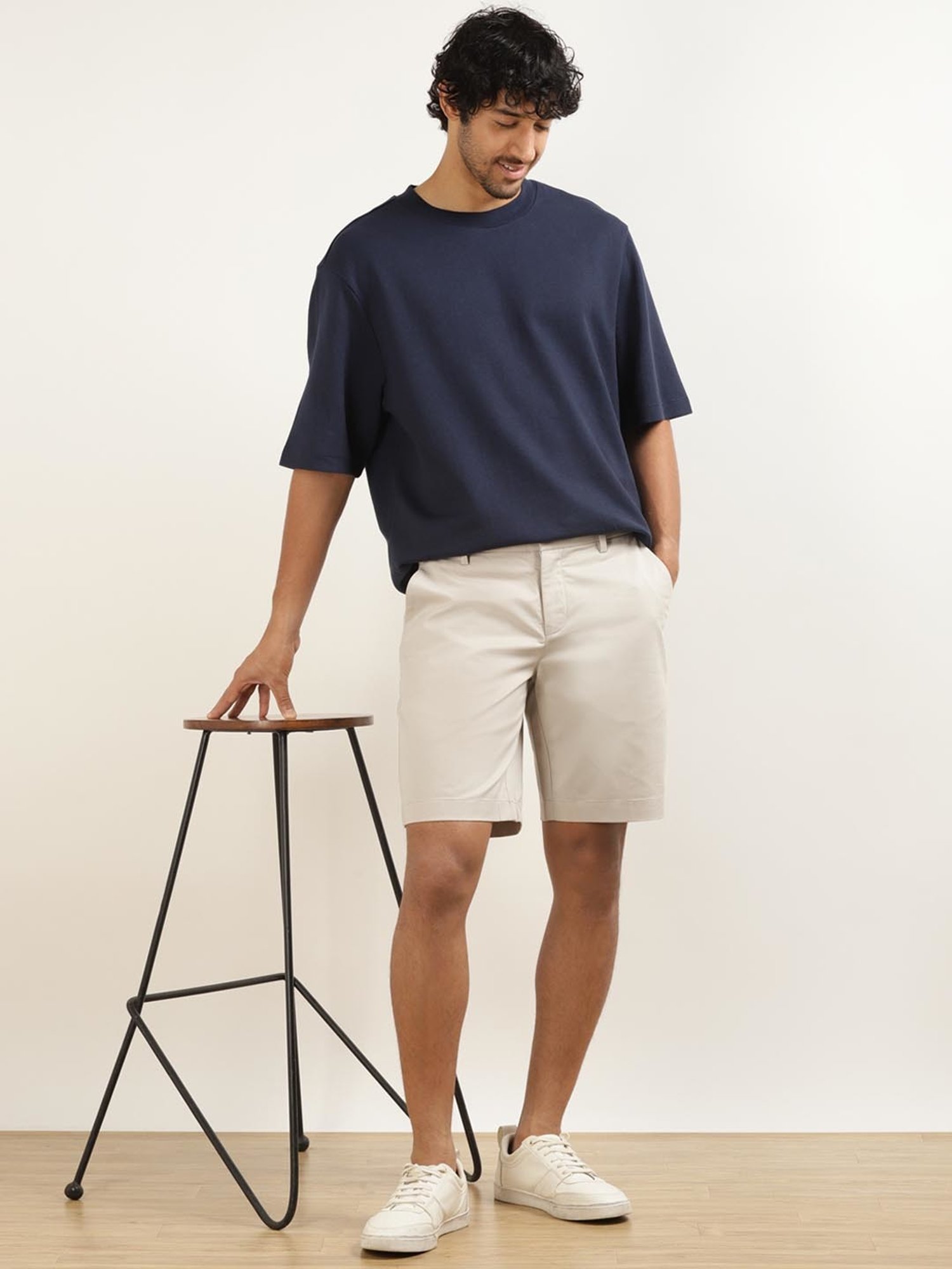 Andamen Grey Cotton Regular Fit Shorts