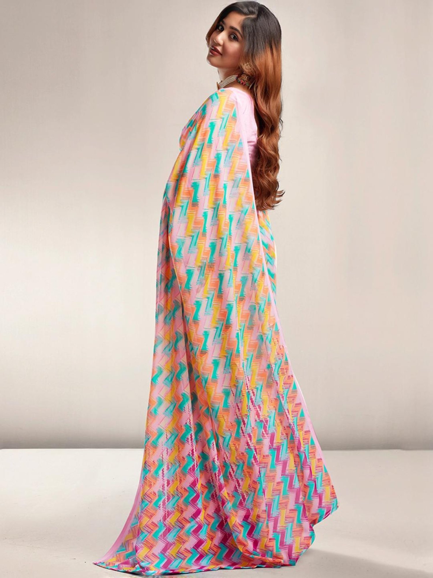 Satrani Multicolored Printed Saree With Unstitched Blouse