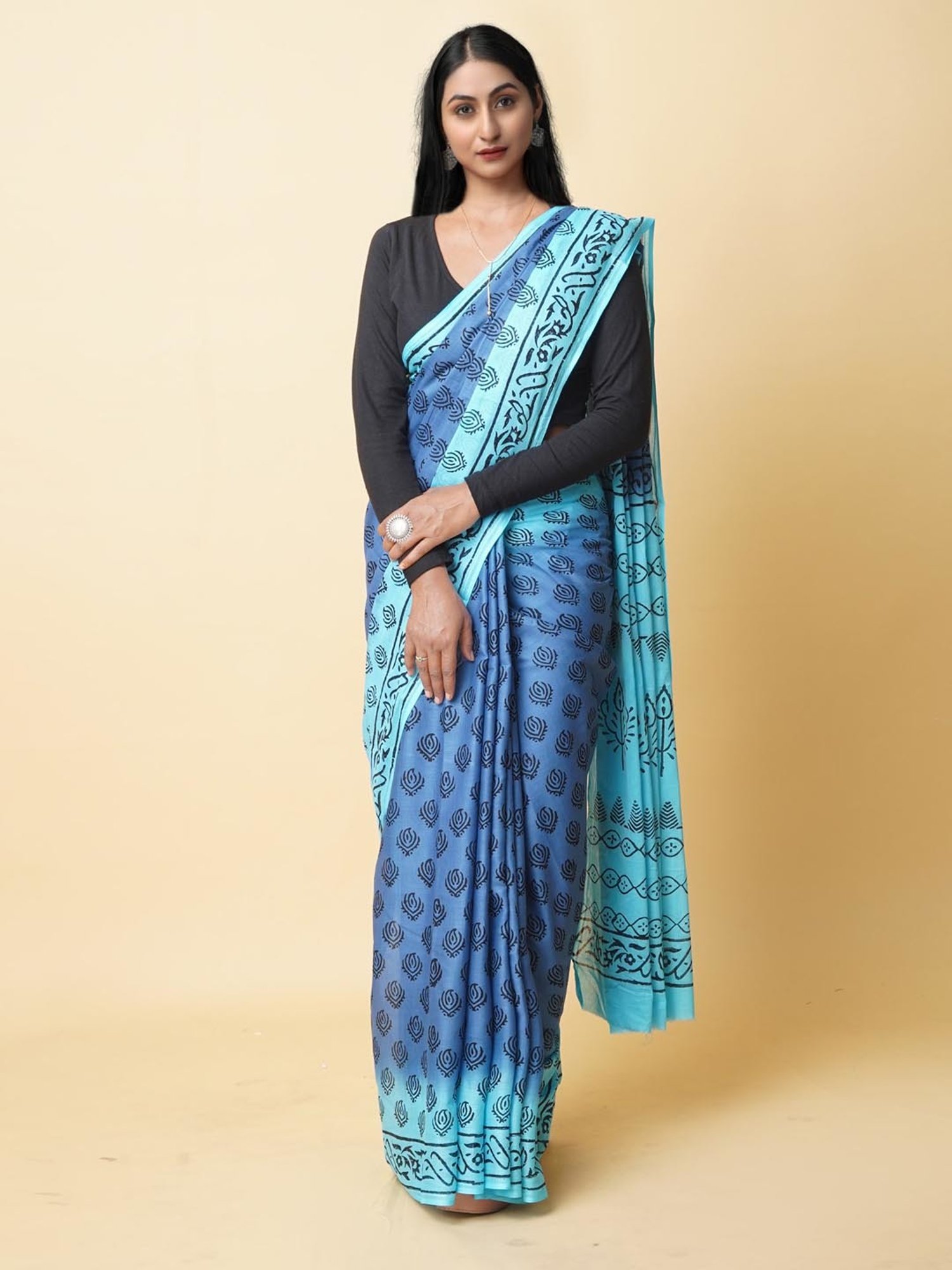 Unnati Silks Blue Cotton Printed Saree With Unstitched Blouse