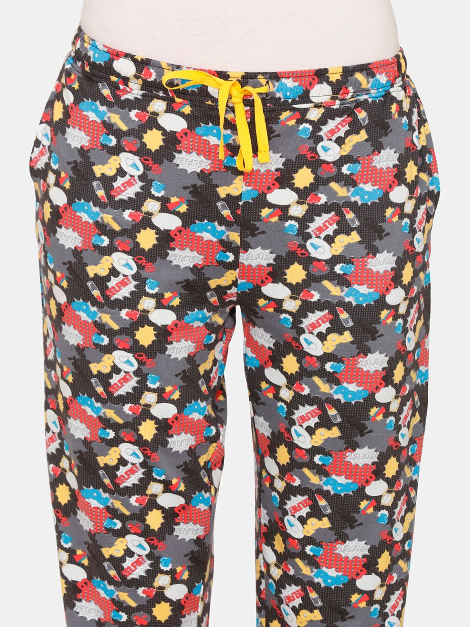 Zivame Black Printed Pyjamas