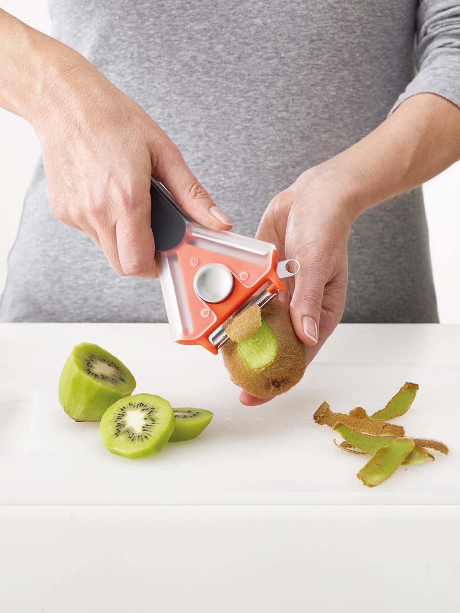 Dreamfarm Red Medium Self Sharpening Vegetable Peeler