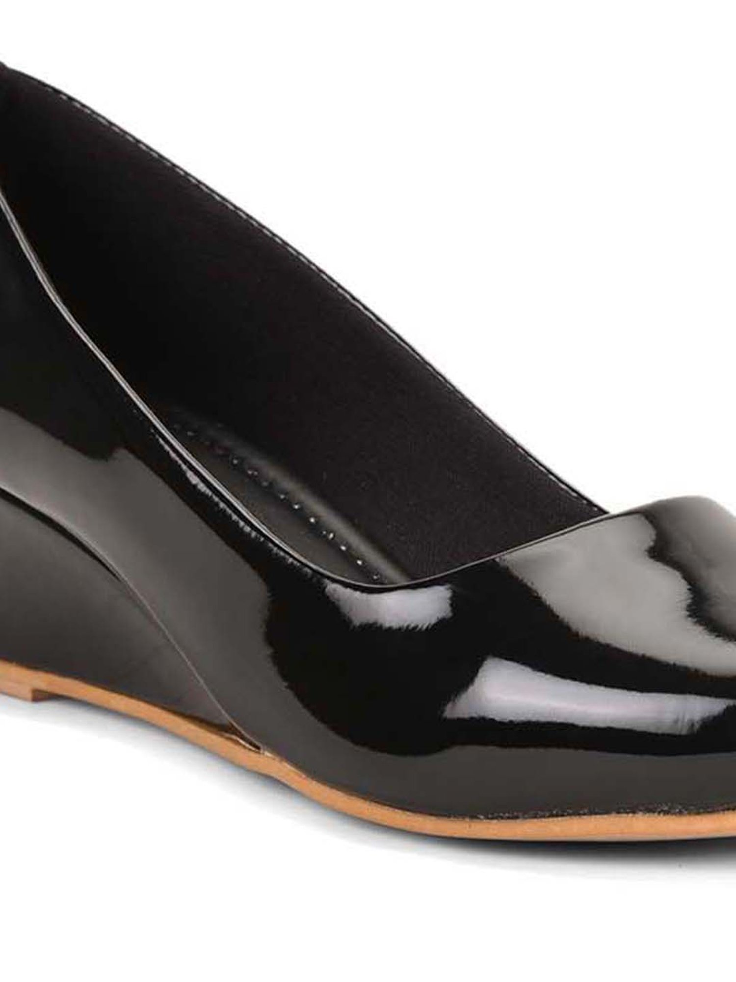 Salario Women's Black Wedge Pumps