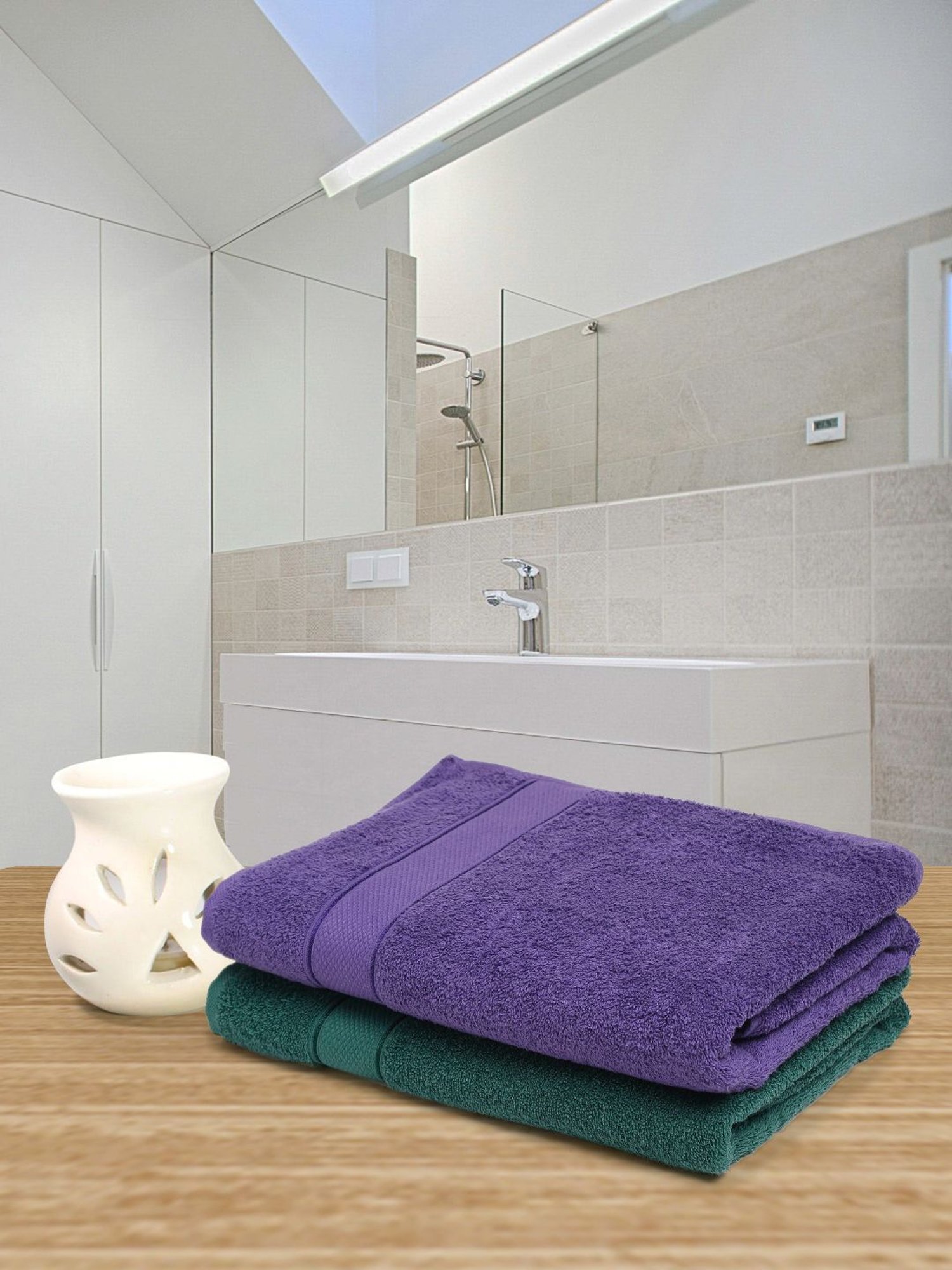 Creeva Dark Green & Violet 525 GSM Cotton Bath Towel Set of 2