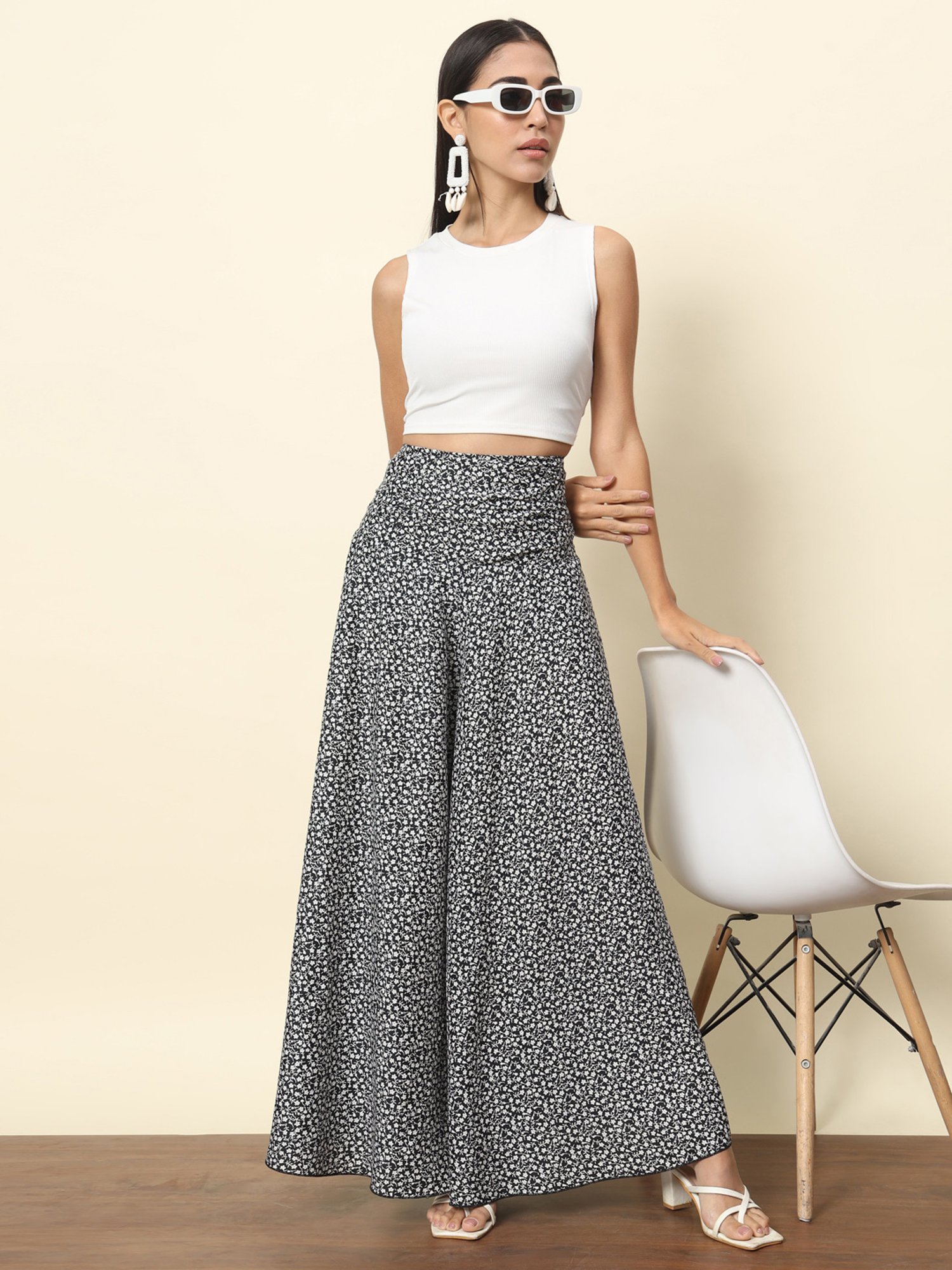 Trend Arrest Black & White Floral Print High Rise Palazzos