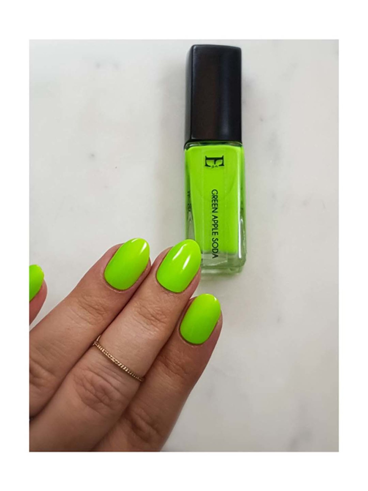 Ellement Co. Vegan Nail Lacquer Green Apple Soda - 10 ml
