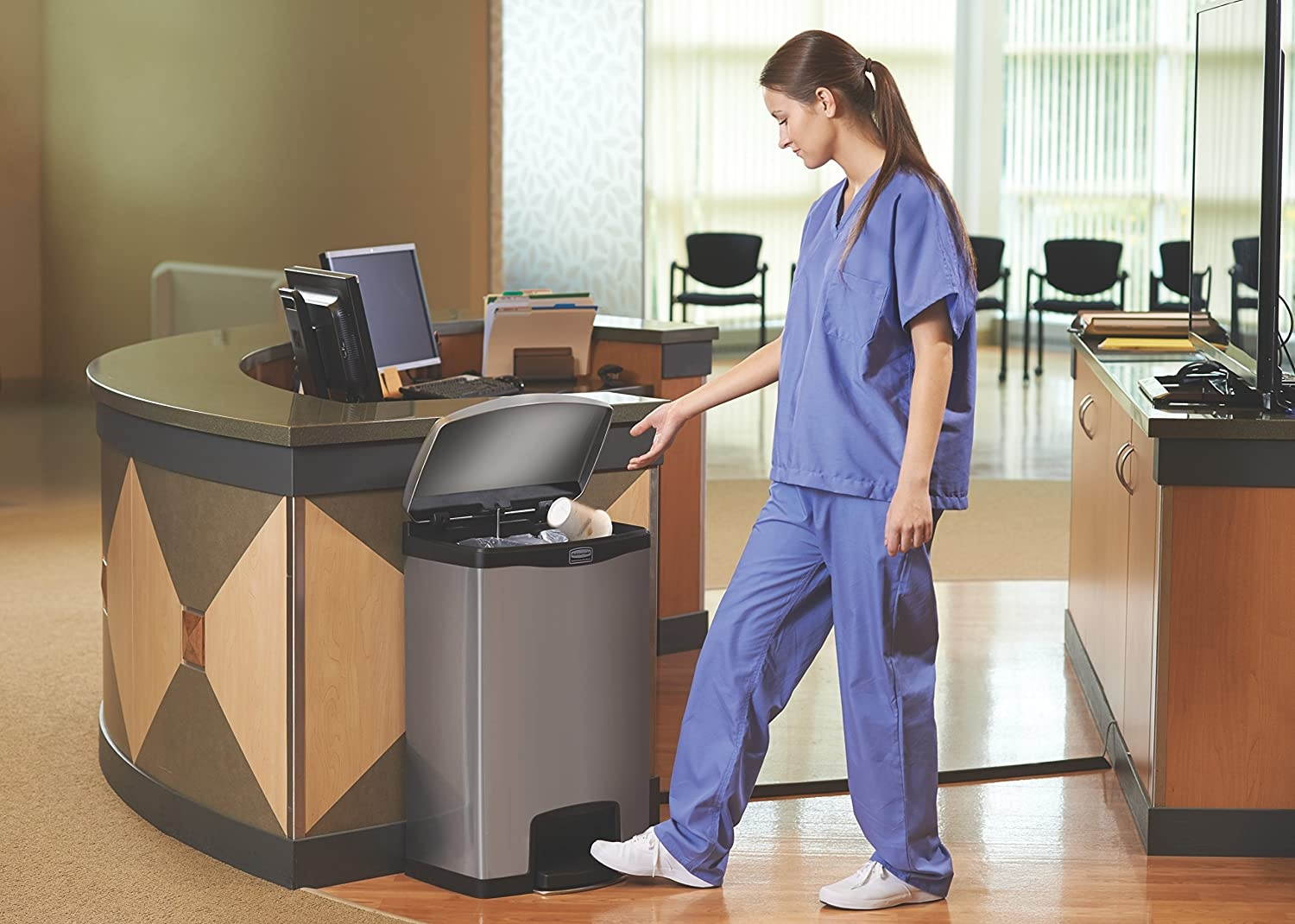 Rubbermaid Commercial Slim Jim Waste Container 1901992