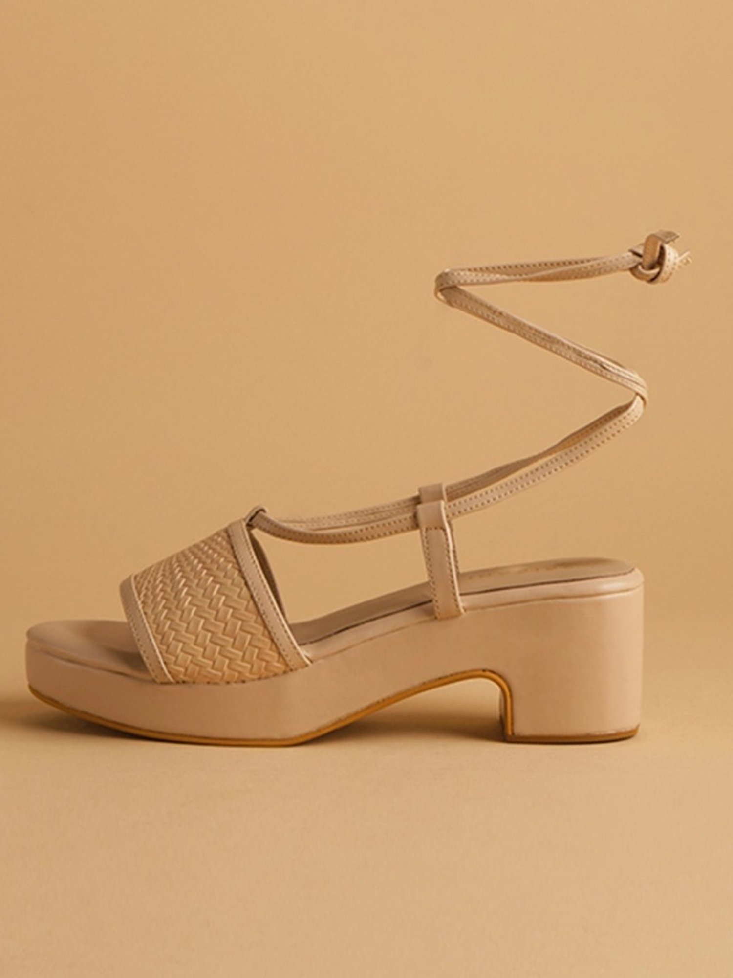 Eridani Women's Noah Beige Gladiator Sandals