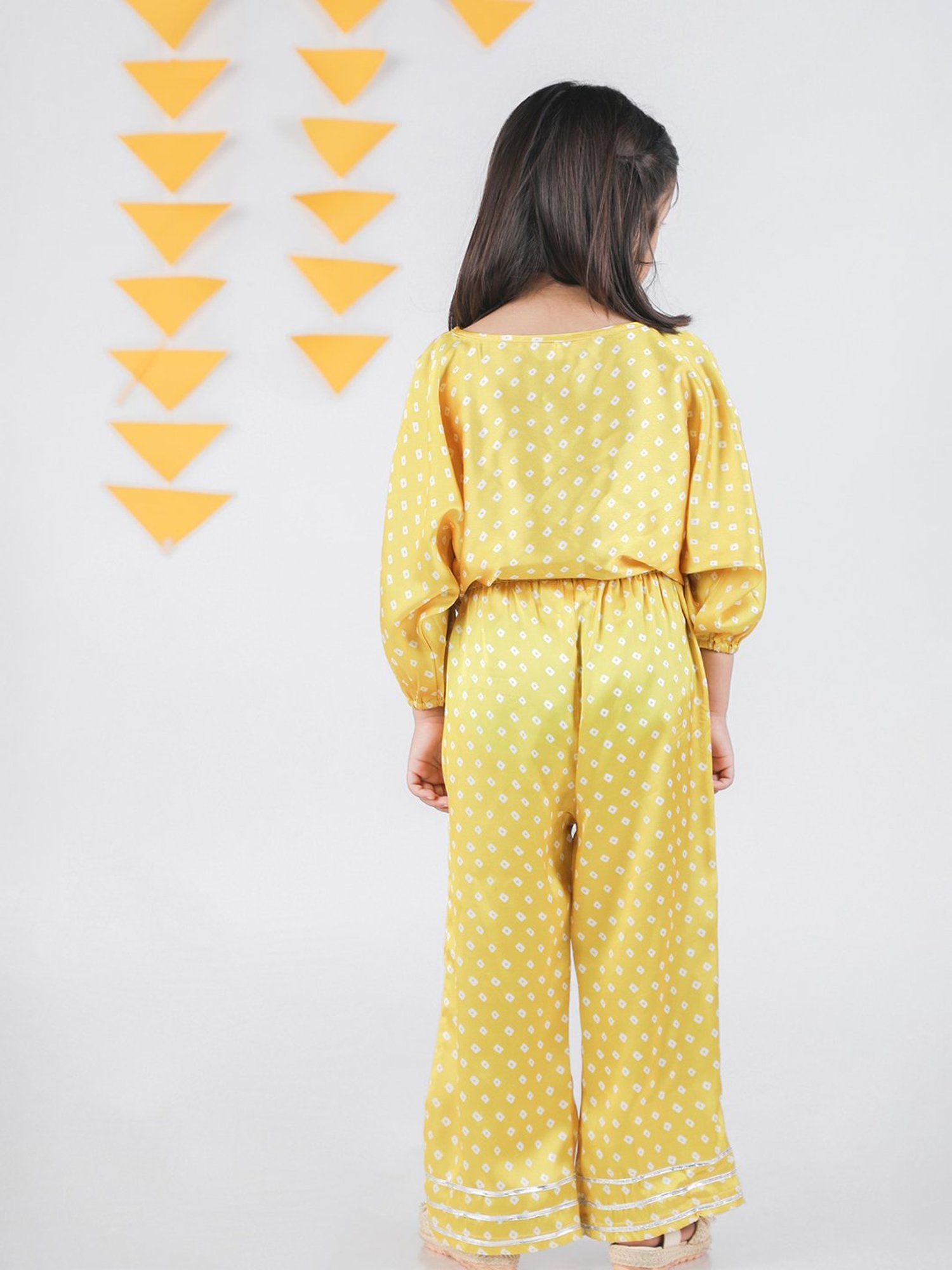 Budding Bees Kids Yellow Printed Full Sleeves Top with Trousers
