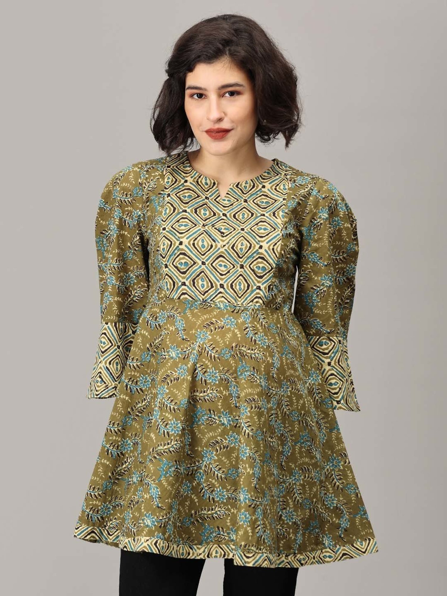 The Mom Store Green Floral Print Maternity Short Kurti