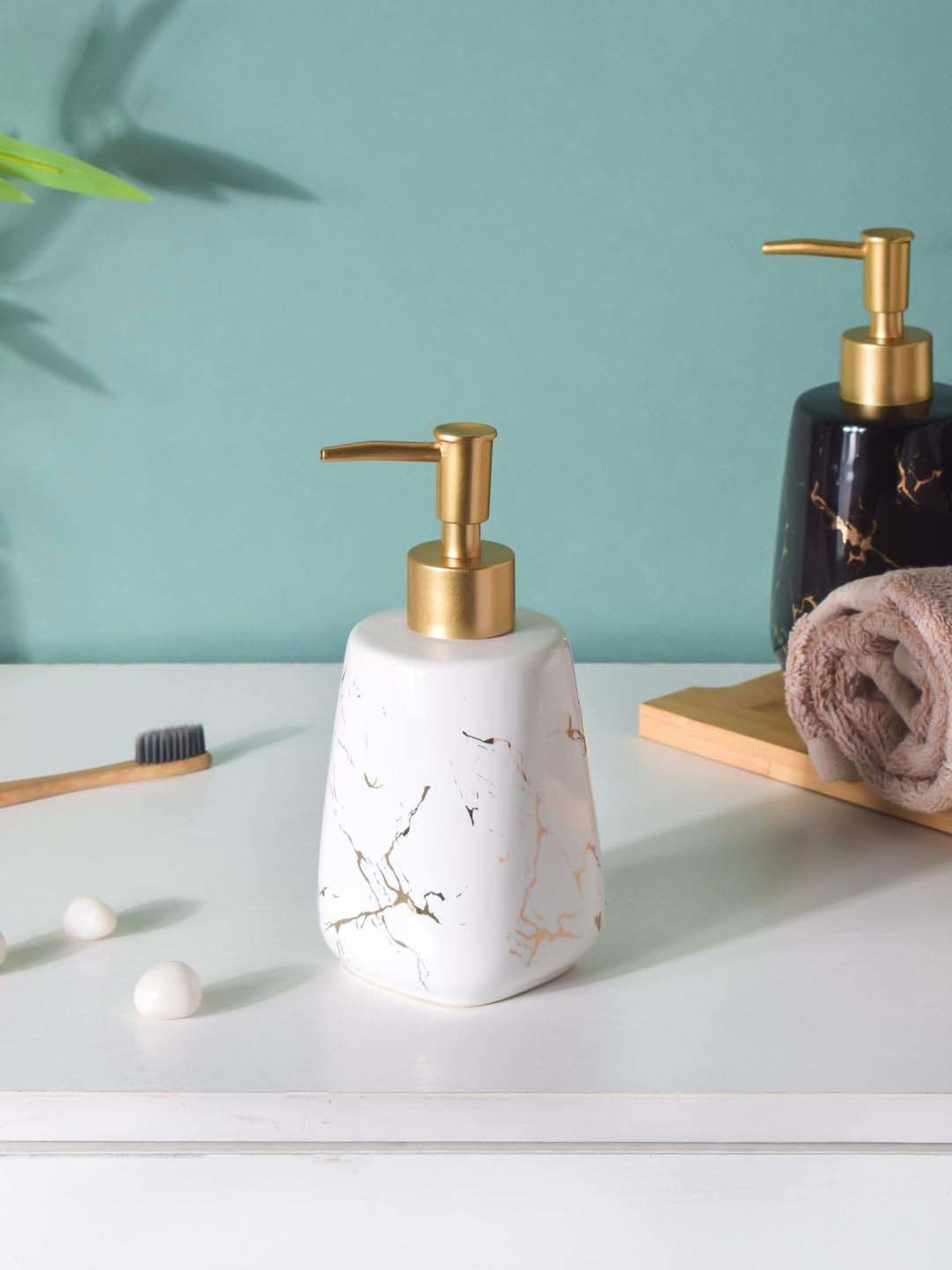 Nestasia ceramic durable marble finish white Liquid soap dispenser for Bathroom & Wash Basin(350 ml)