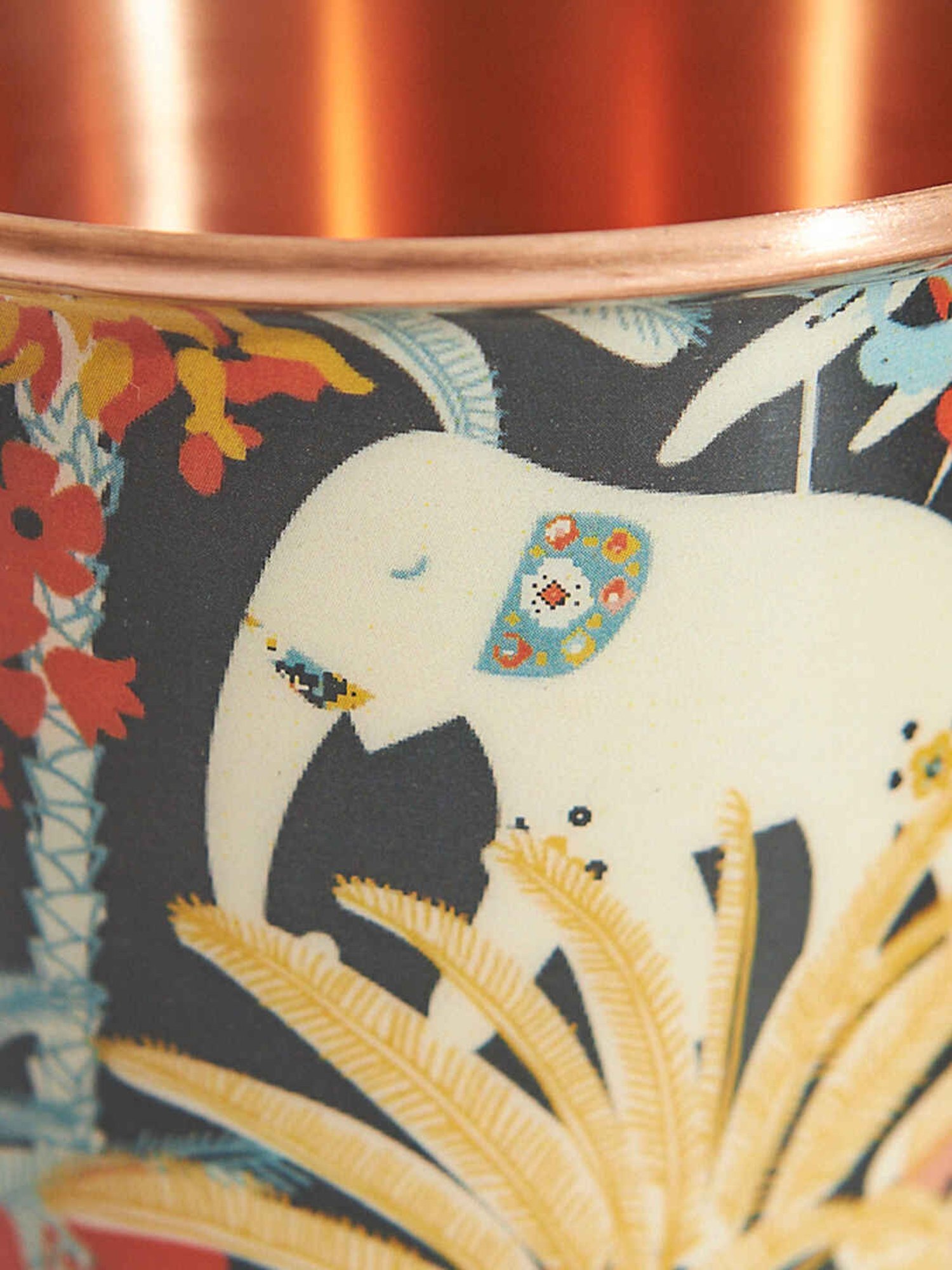 Chumbak Pixel Pasley Printed Black Tumbler (300 ML)